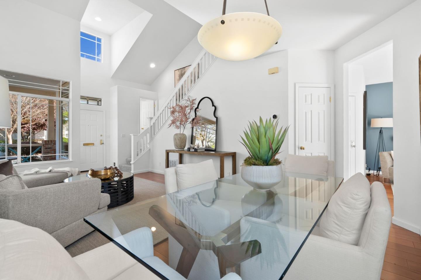 Detail Gallery Image 12 of 42 For 206 Palmita Pl, Mountain View,  CA 94041 - 3 Beds | 2/1 Baths