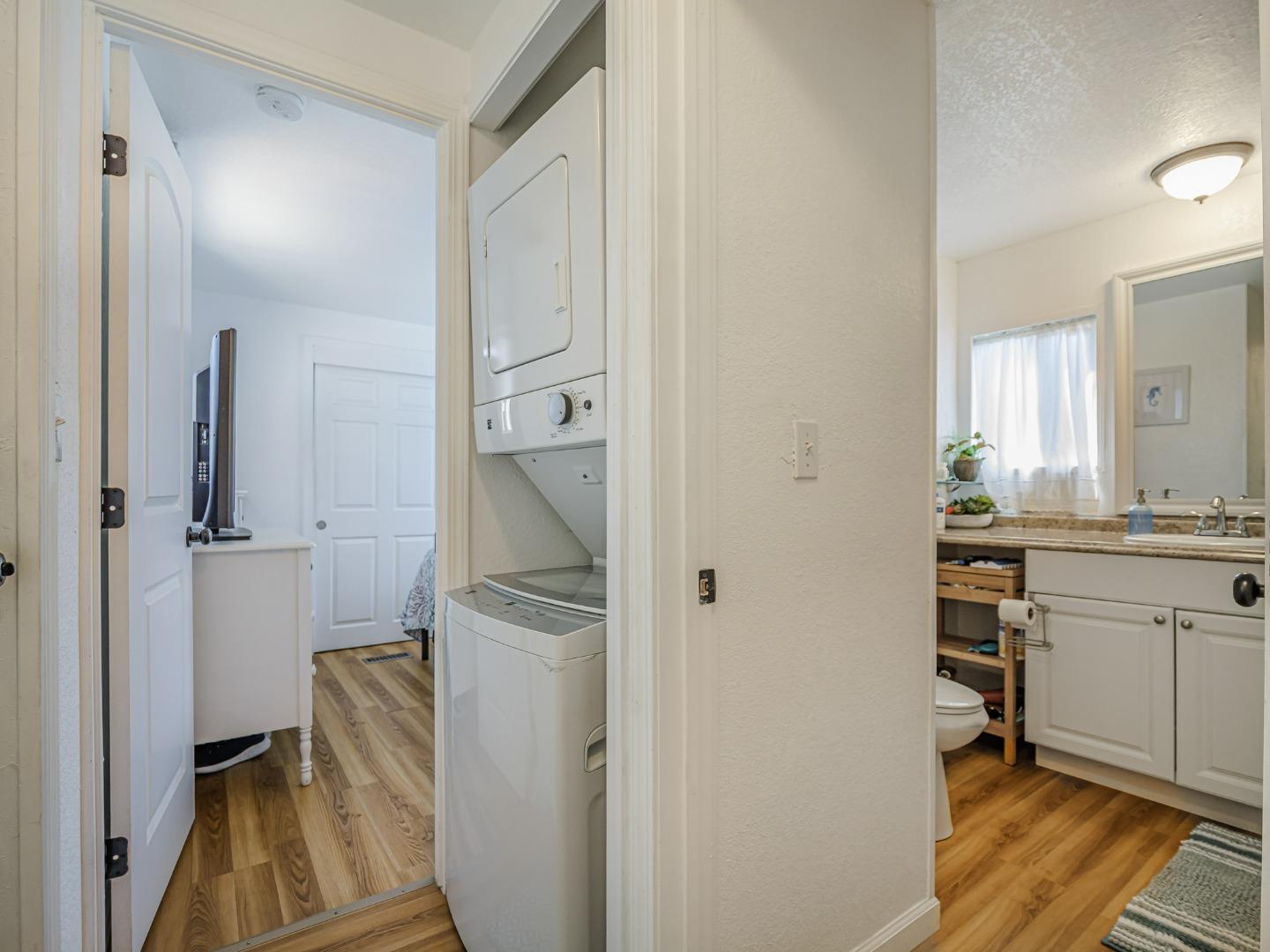 Detail Gallery Image 17 of 27 For 3128 Crescent #68,  Marina,  CA 93933 - 1 Beds | 1 Baths