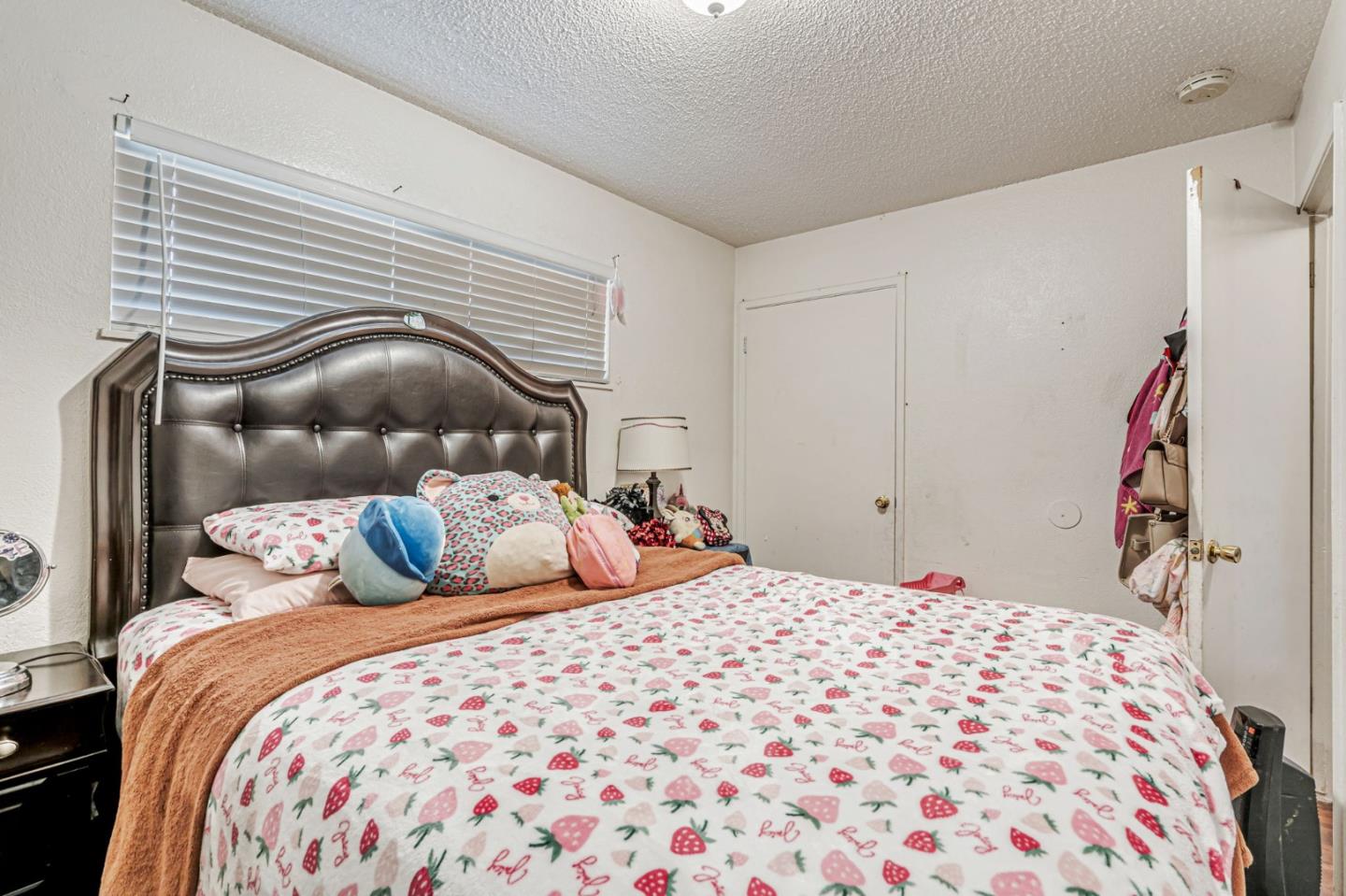 Detail Gallery Image 16 of 21 For 1660 Dutton Ave, Santa Rosa,  CA 95407 - – Beds | – Baths
