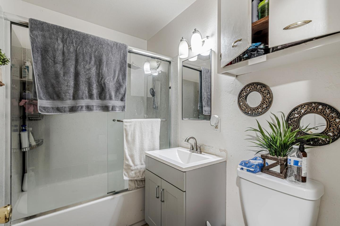 Detail Gallery Image 19 of 21 For 1660 Dutton Ave, Santa Rosa,  CA 95407 - – Beds | – Baths