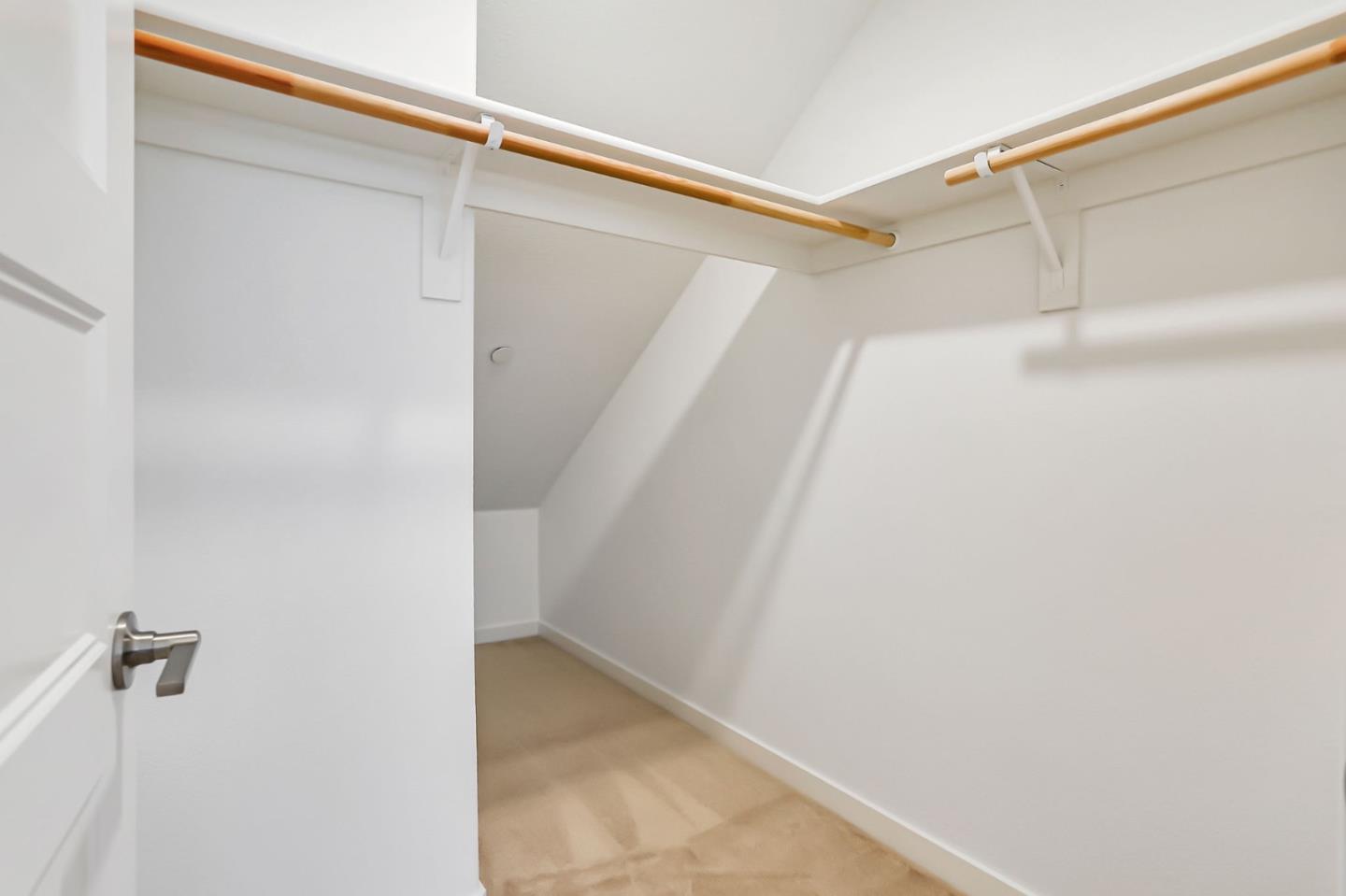 Detail Gallery Image 19 of 28 For 1883 Dobbin Dr, San Jose,  CA 95133 - 3 Beds | 2 Baths
