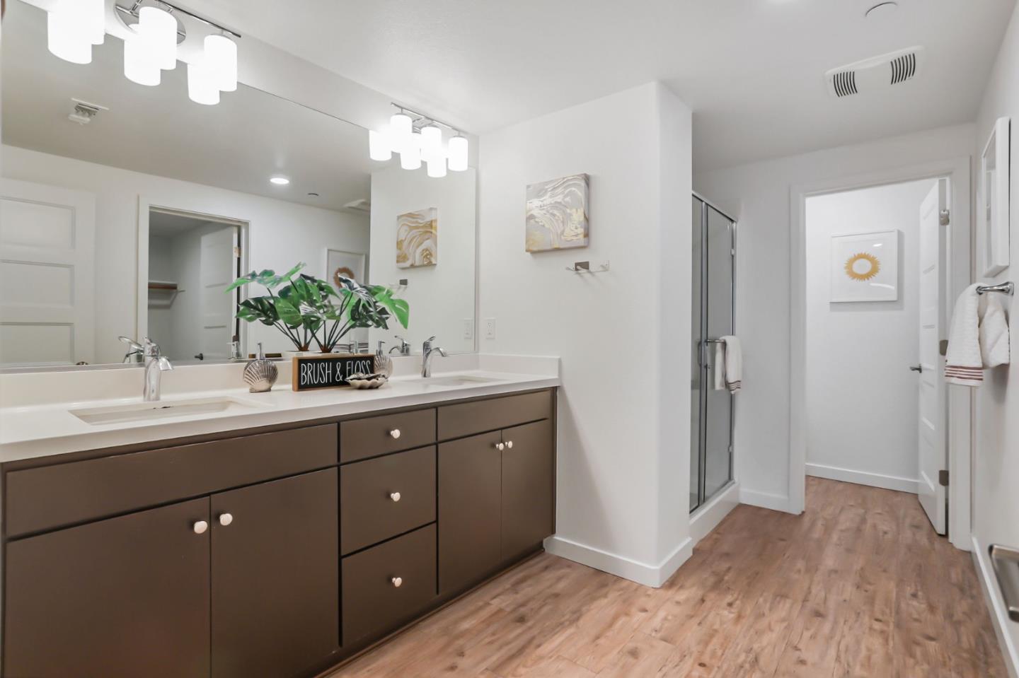 Detail Gallery Image 21 of 28 For 1883 Dobbin Dr, San Jose,  CA 95133 - 3 Beds | 2 Baths