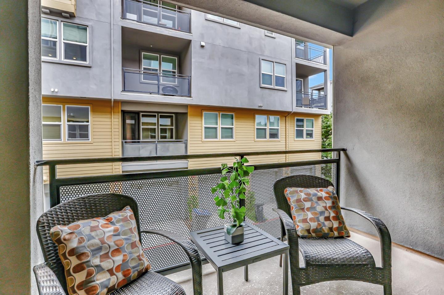 Detail Gallery Image 22 of 28 For 1883 Dobbin Dr, San Jose,  CA 95133 - 3 Beds | 2 Baths