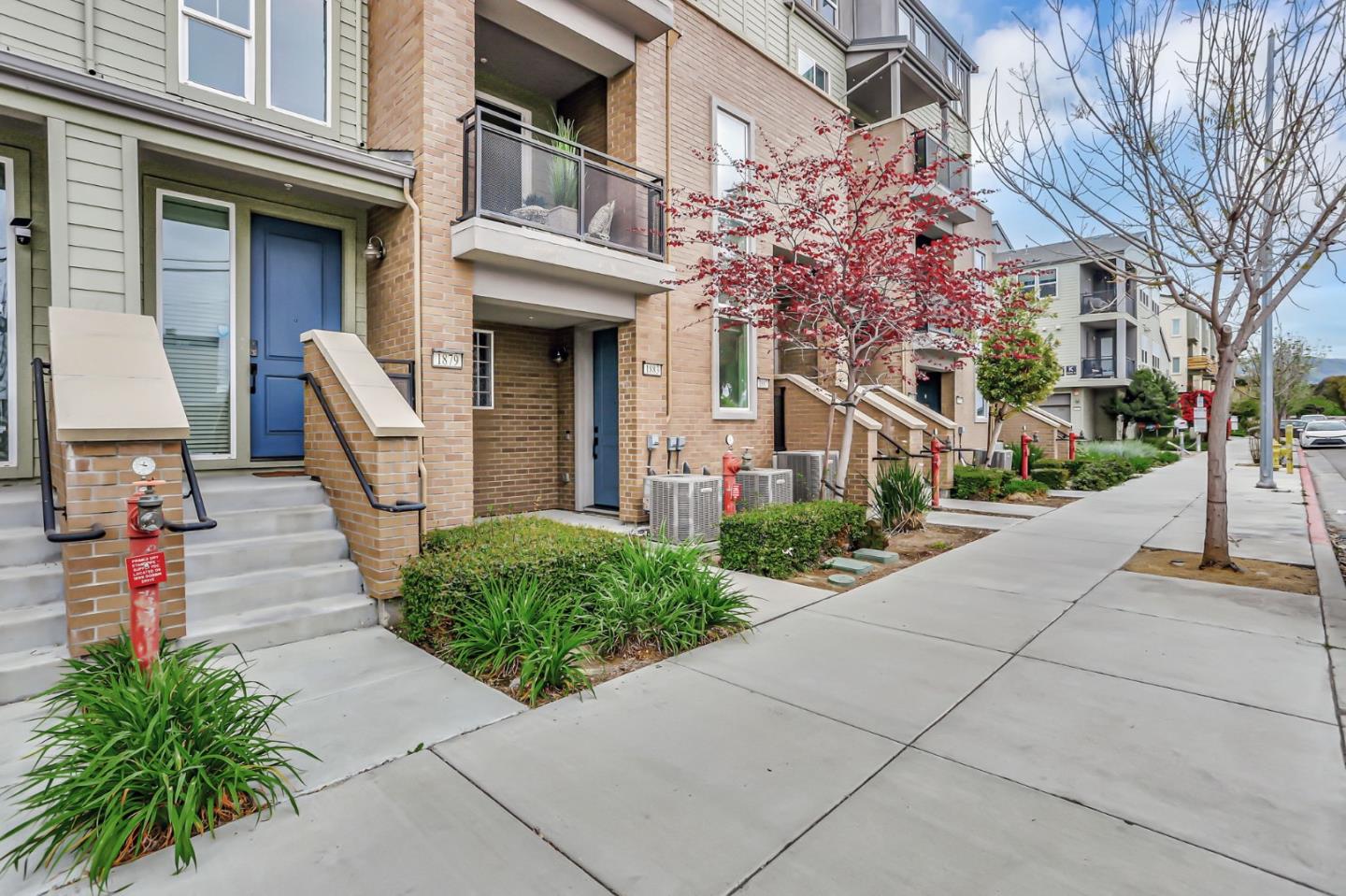 Detail Gallery Image 3 of 28 For 1883 Dobbin Dr, San Jose,  CA 95133 - 3 Beds | 2 Baths