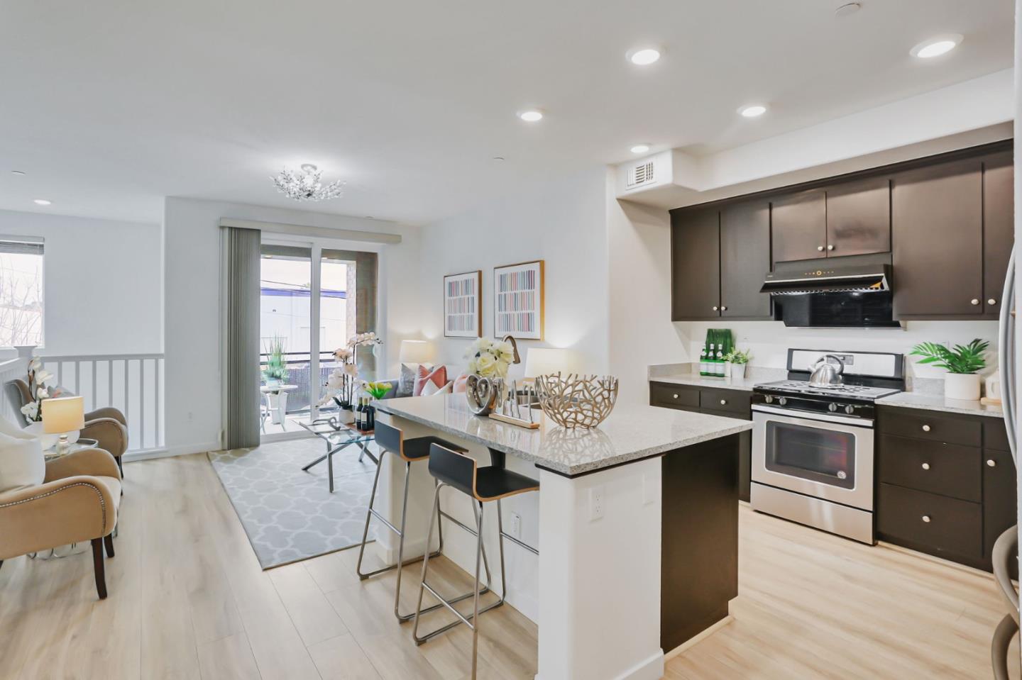 Detail Gallery Image 7 of 28 For 1883 Dobbin Dr, San Jose,  CA 95133 - 3 Beds | 2 Baths