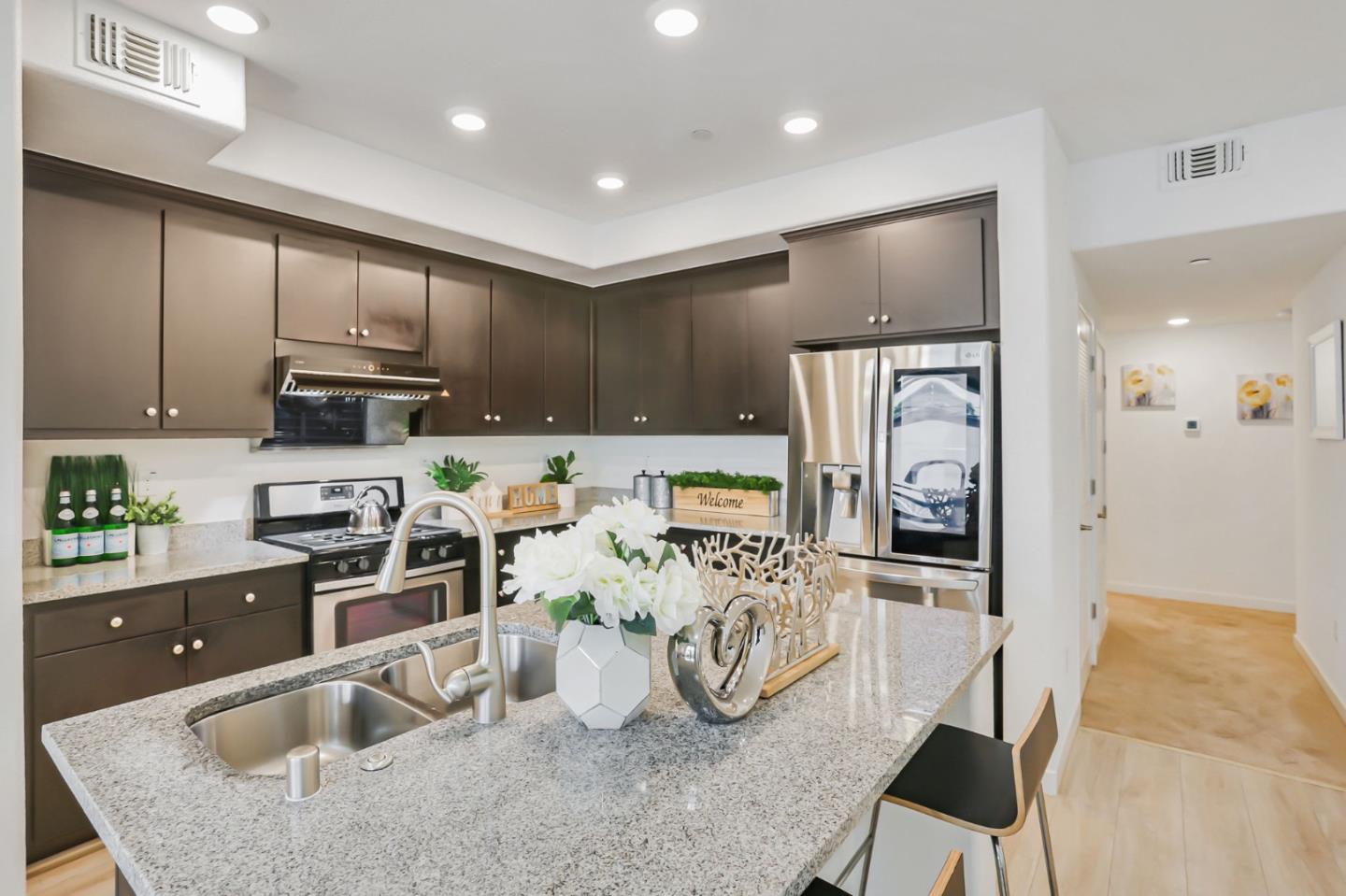 Detail Gallery Image 8 of 28 For 1883 Dobbin Dr, San Jose,  CA 95133 - 3 Beds | 2 Baths