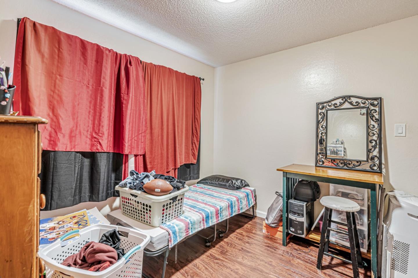 Detail Gallery Image 13 of 20 For 1656 Dutton Ave, Santa Rosa,  CA 95407 - – Beds | – Baths