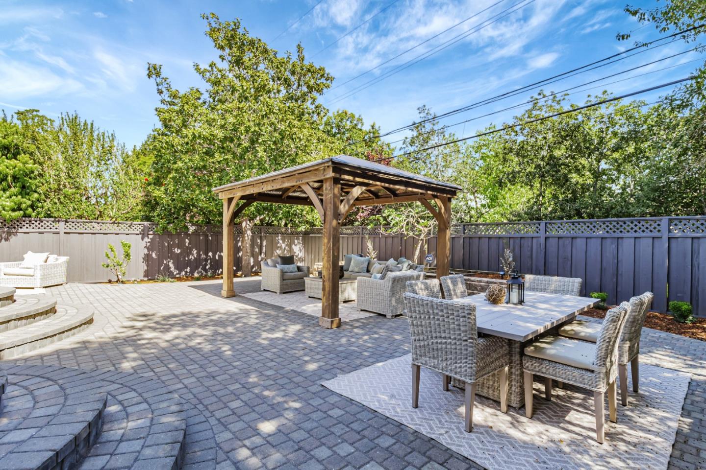property-img
