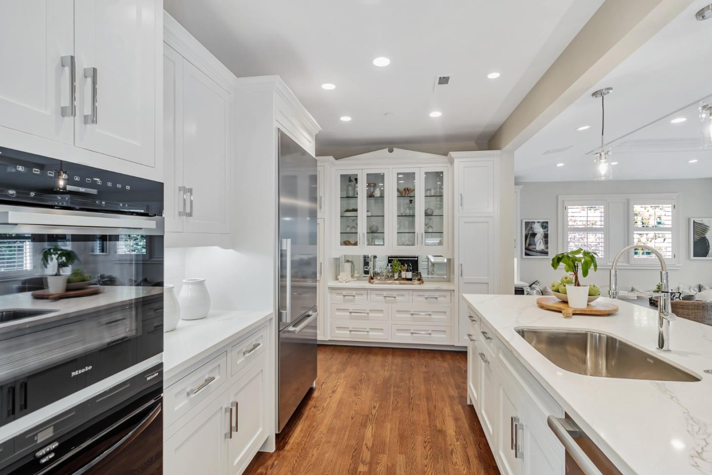 property-img