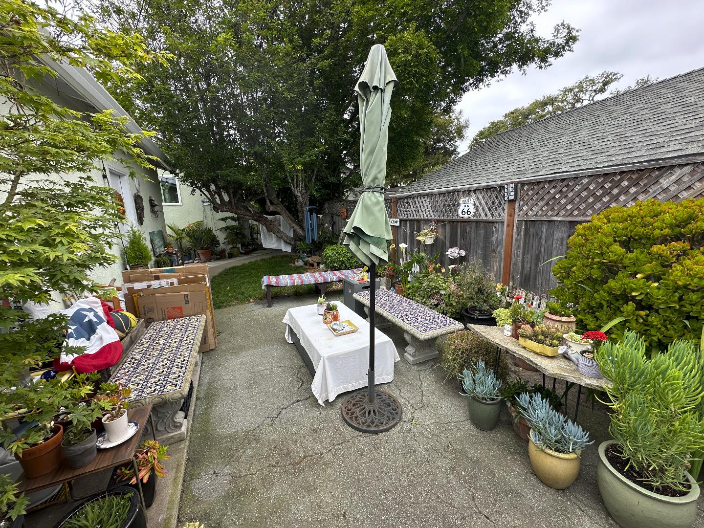 Detail Gallery Image 2 of 13 For 609 Congress Ave, Pacific Grove,  CA 93950 - – Beds | – Baths