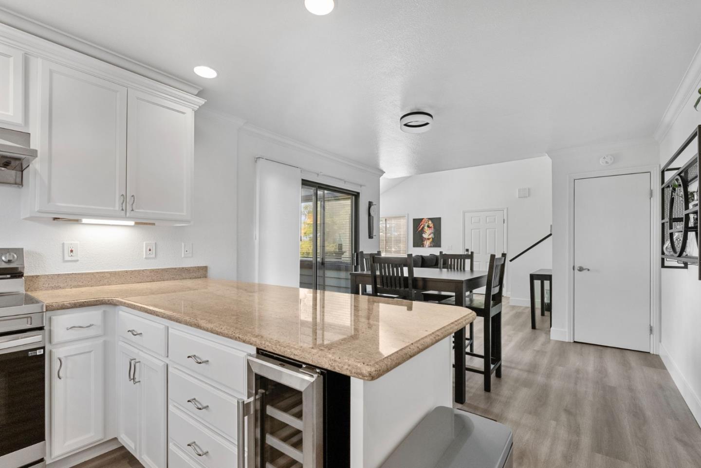 Detail Gallery Image 9 of 18 For 130 Cypress Pl, Sausalito,  CA 94965 - 1 Beds | 1 Baths