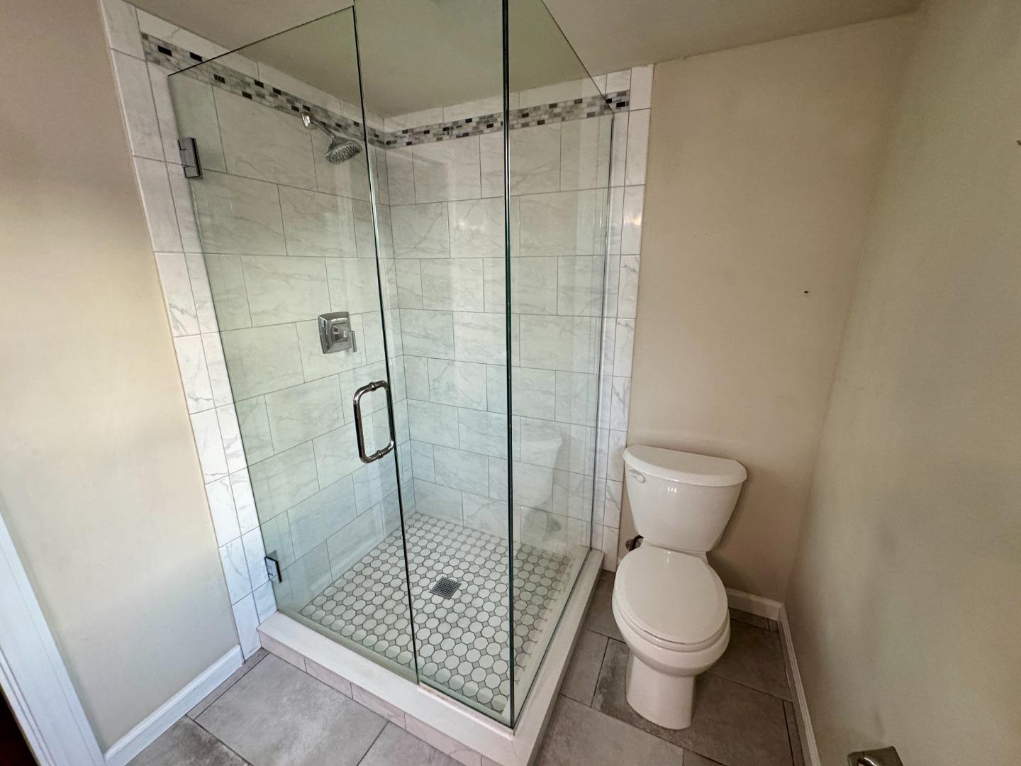 Detail Gallery Image 10 of 12 For 1708 Toledo Ave, Burlingame,  CA 94010 - 3 Beds | 2 Baths