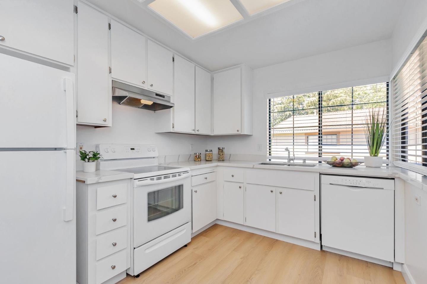 Detail Gallery Image 12 of 36 For 5360 Colony Park Cir, San Jose,  CA 95123 - 2 Beds | 1 Baths