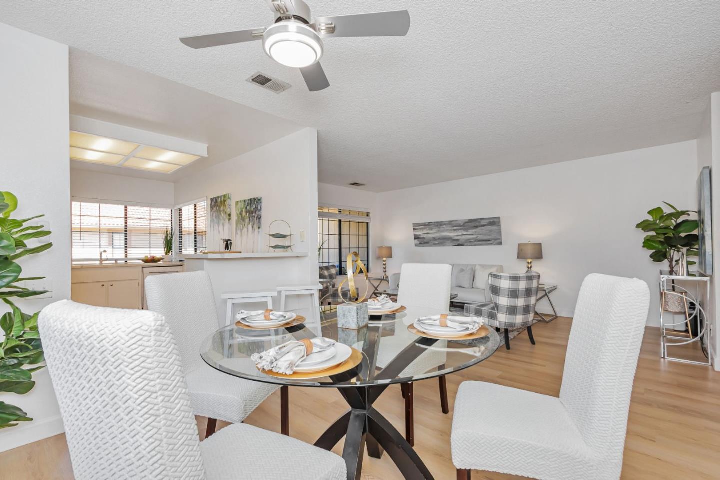 Detail Gallery Image 16 of 36 For 5360 Colony Park Cir, San Jose,  CA 95123 - 2 Beds | 1 Baths
