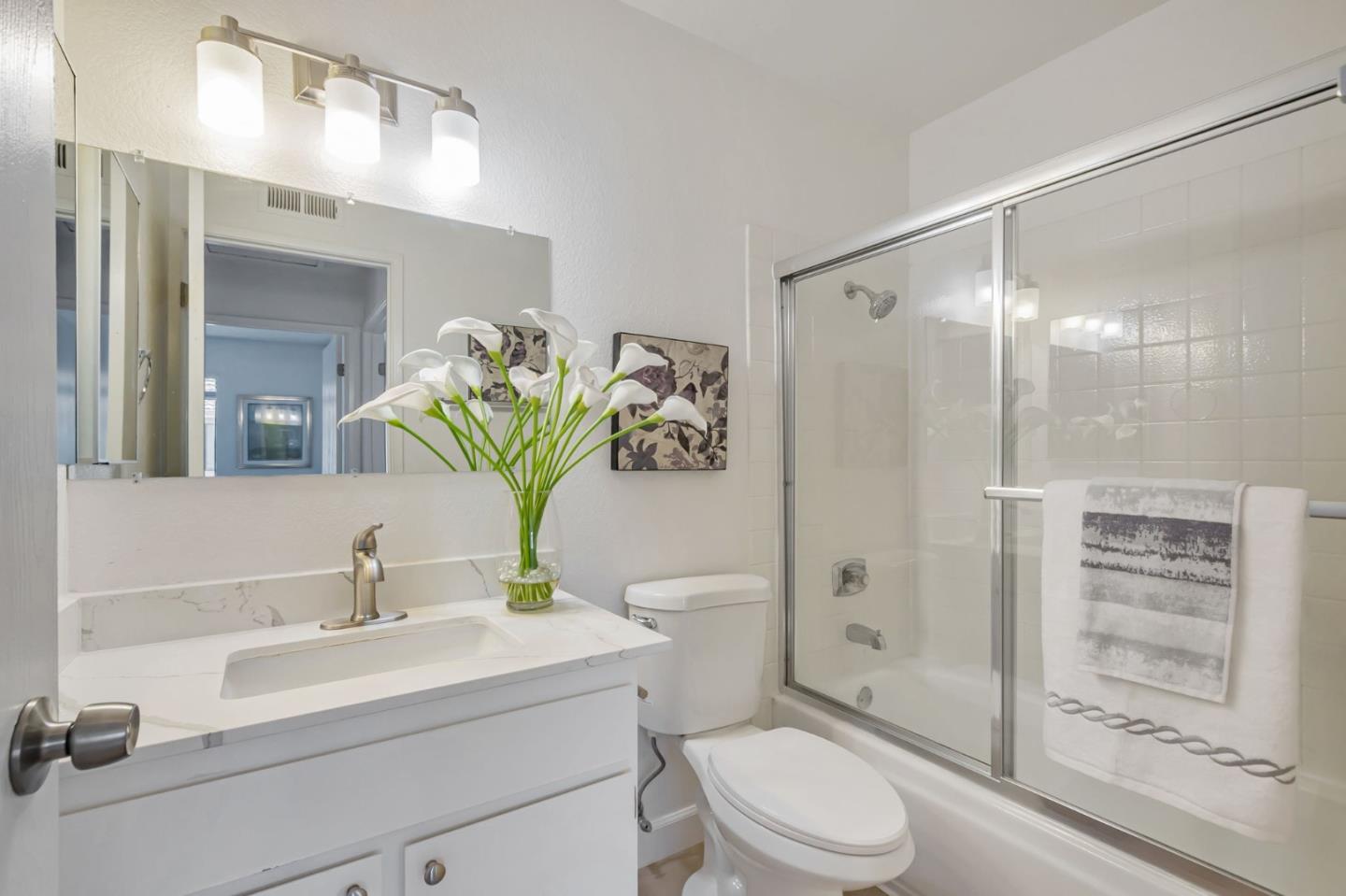 Detail Gallery Image 23 of 36 For 5360 Colony Park Cir, San Jose,  CA 95123 - 2 Beds | 1 Baths