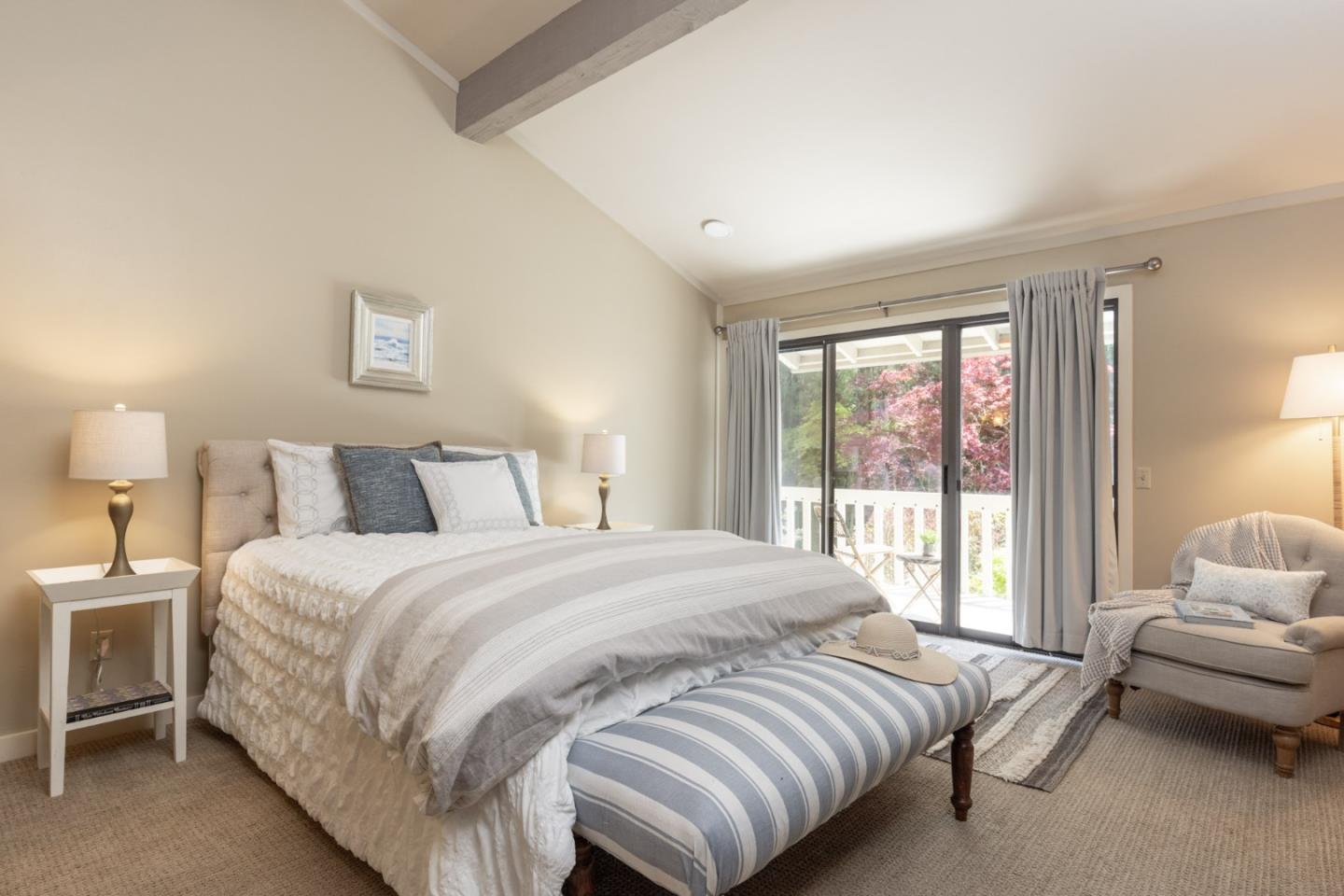 Detail Gallery Image 16 of 26 For 9685 Sycamore Ct, Carmel Valley,  CA 93923 - 3 Beds | 3/1 Baths