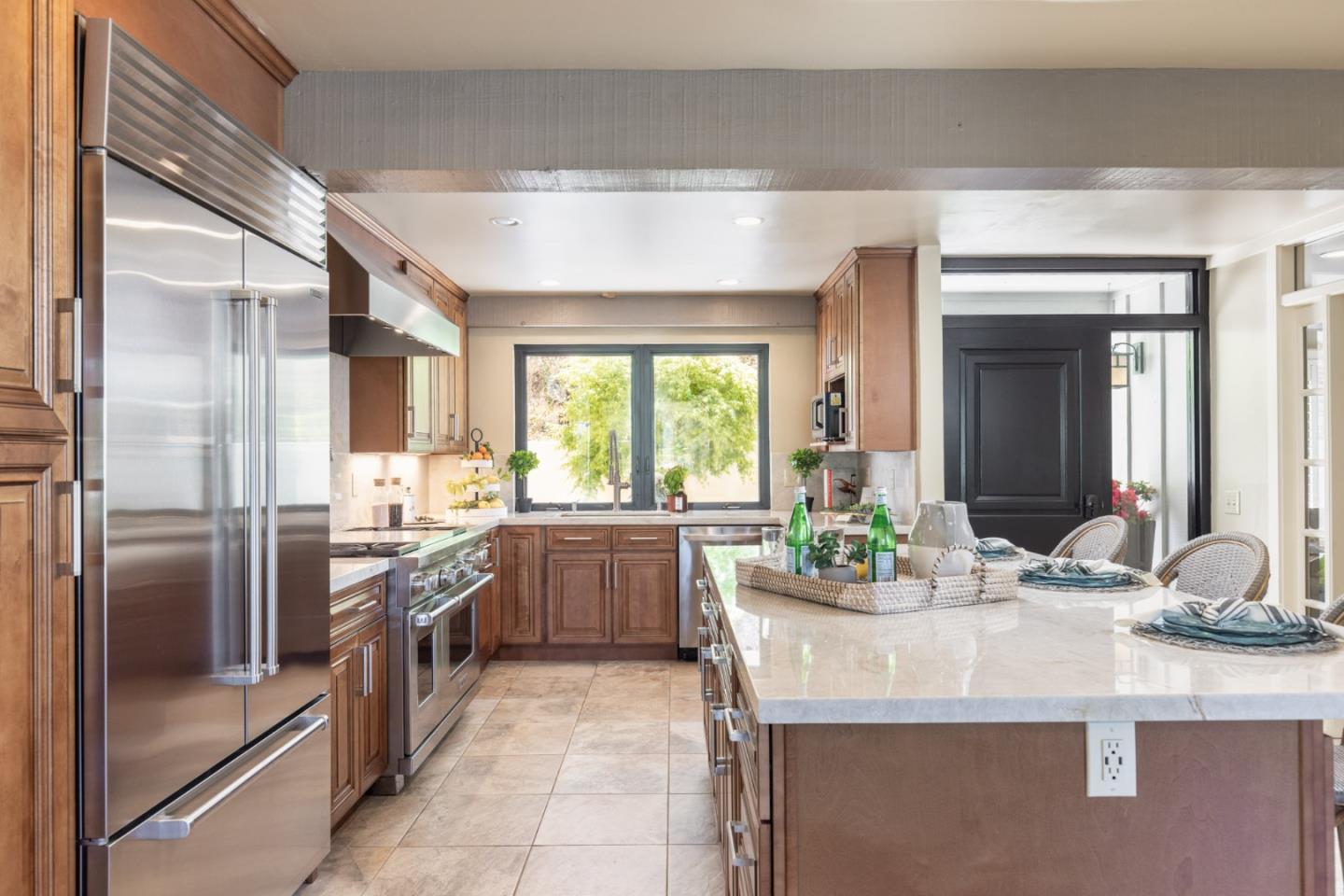 Detail Gallery Image 5 of 26 For 9685 Sycamore Ct, Carmel Valley,  CA 93923 - 3 Beds | 3/1 Baths