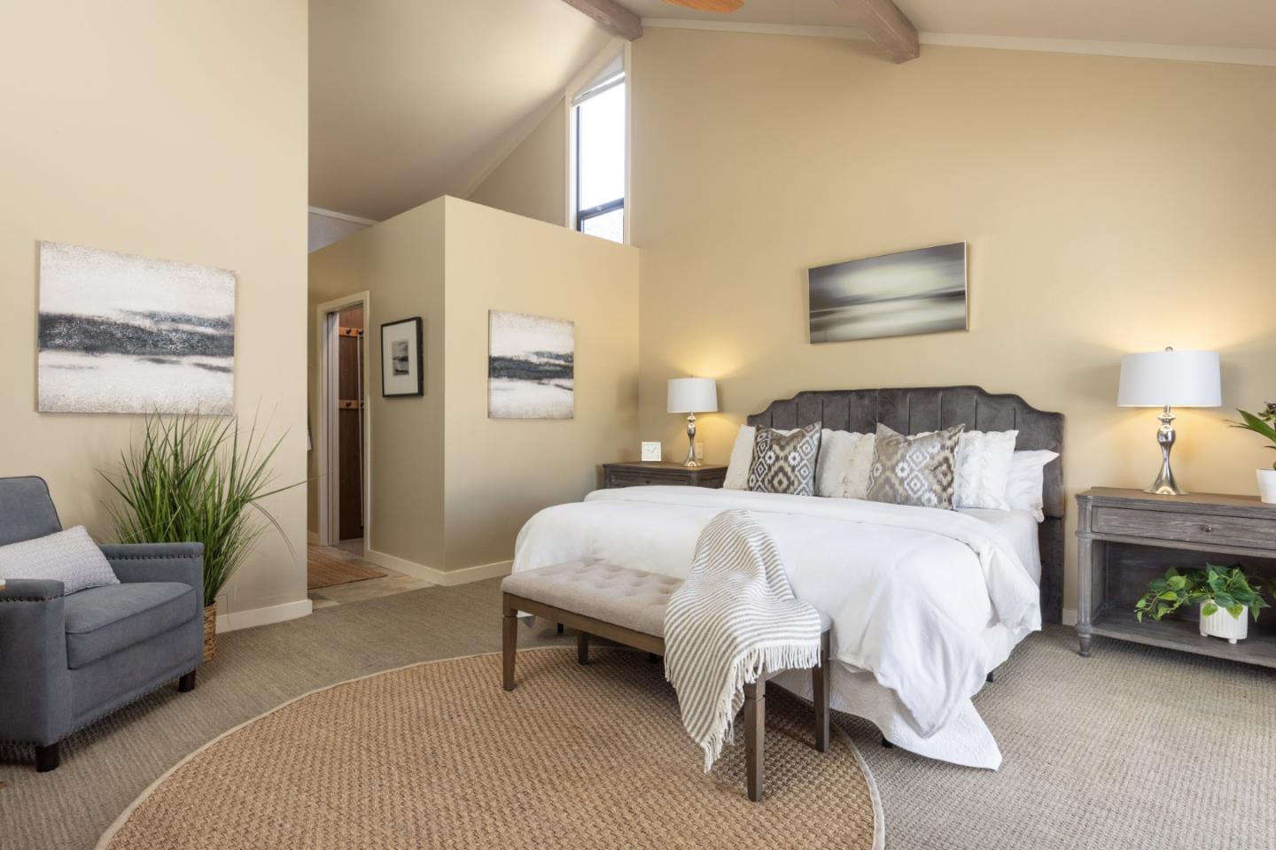 Detail Gallery Image 6 of 26 For 9685 Sycamore Ct, Carmel Valley,  CA 93923 - 3 Beds | 3/1 Baths