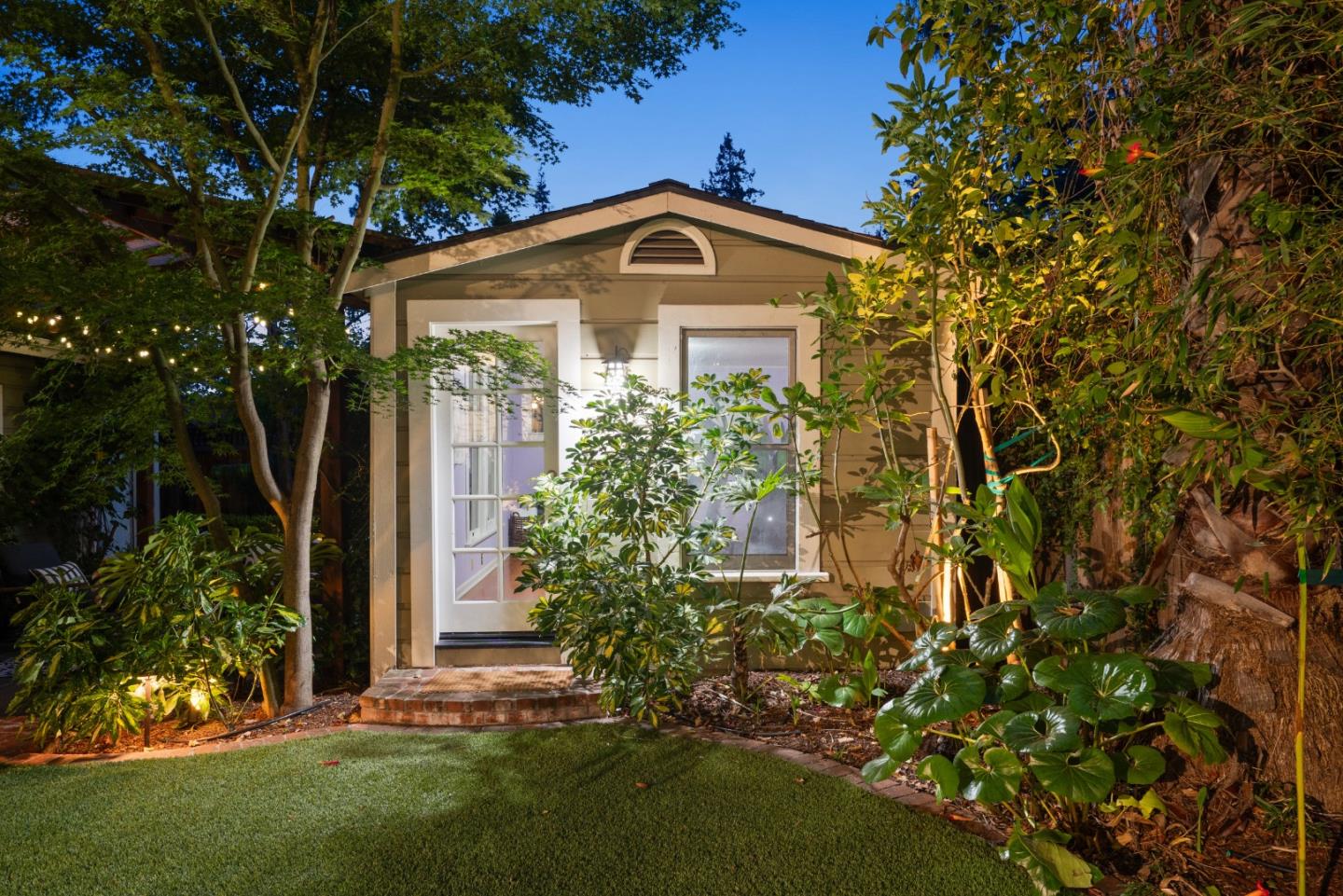 Detail Gallery Image 71 of 108 For 633 Morse St, San Jose,  CA 95126 - 4 Beds | 4 Baths
