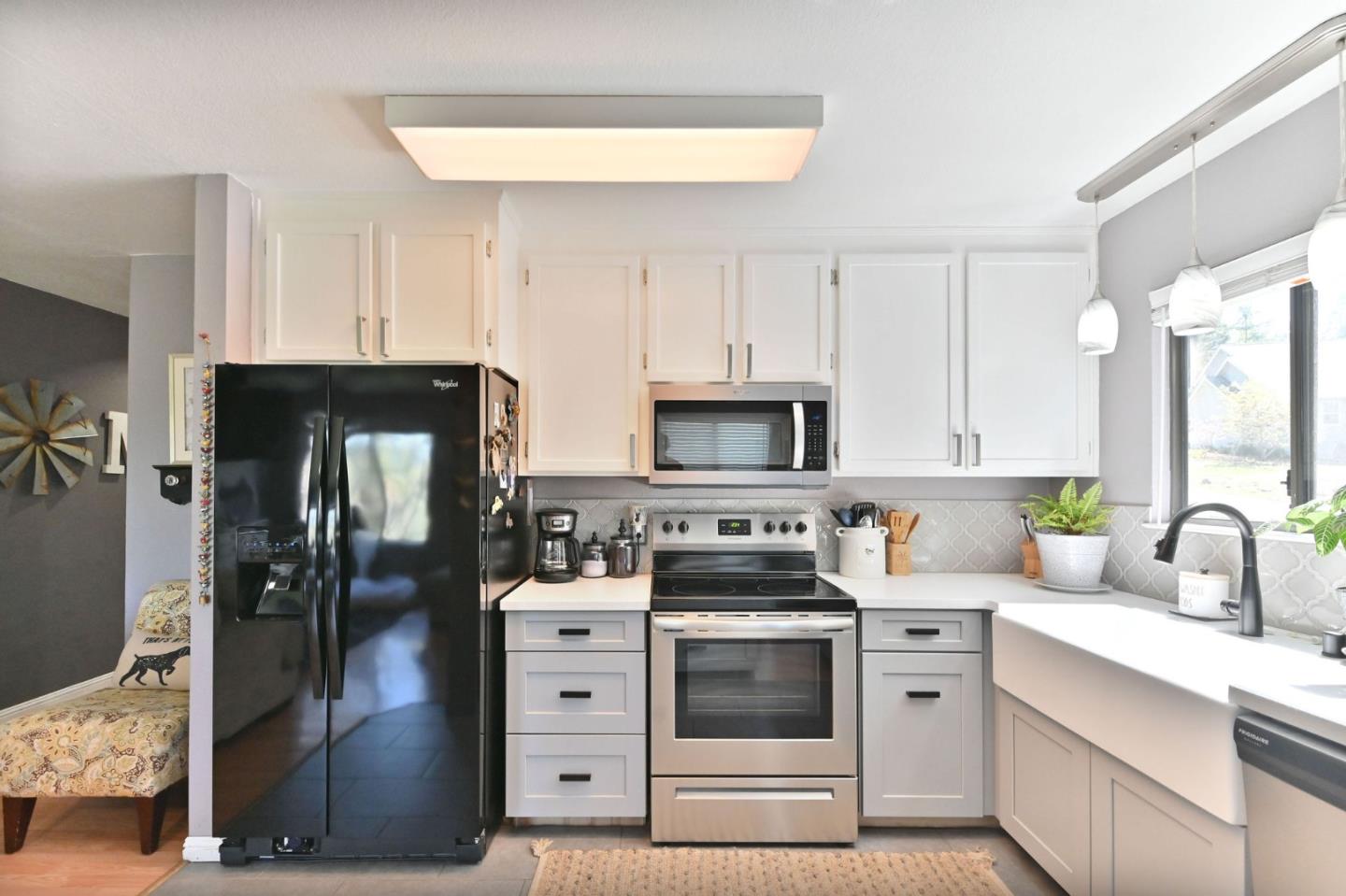 Detail Gallery Image 8 of 61 For 169 Snowberry Ct, Murphys,  CA 95247 - – Beds | – Baths