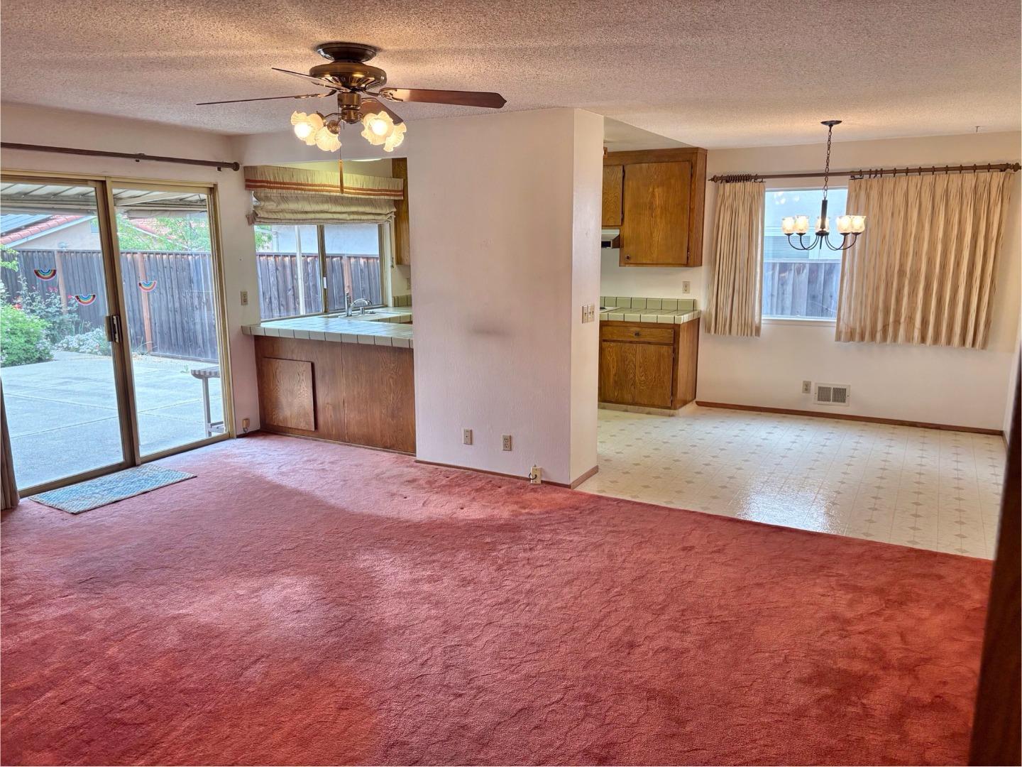 Detail Gallery Image 11 of 16 For 1061 Fairbrook Ct, San Jose,  CA 95132 - 4 Beds | 2 Baths