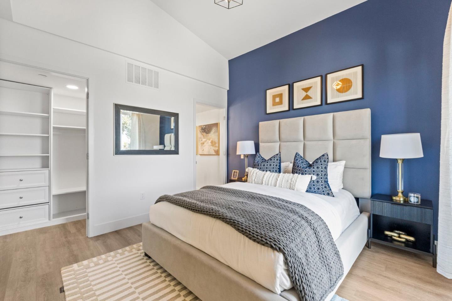 Detail Gallery Image 33 of 45 For 586 Compton Ter, Sunnyvale,  CA 94085 - 3 Beds | 3/1 Baths