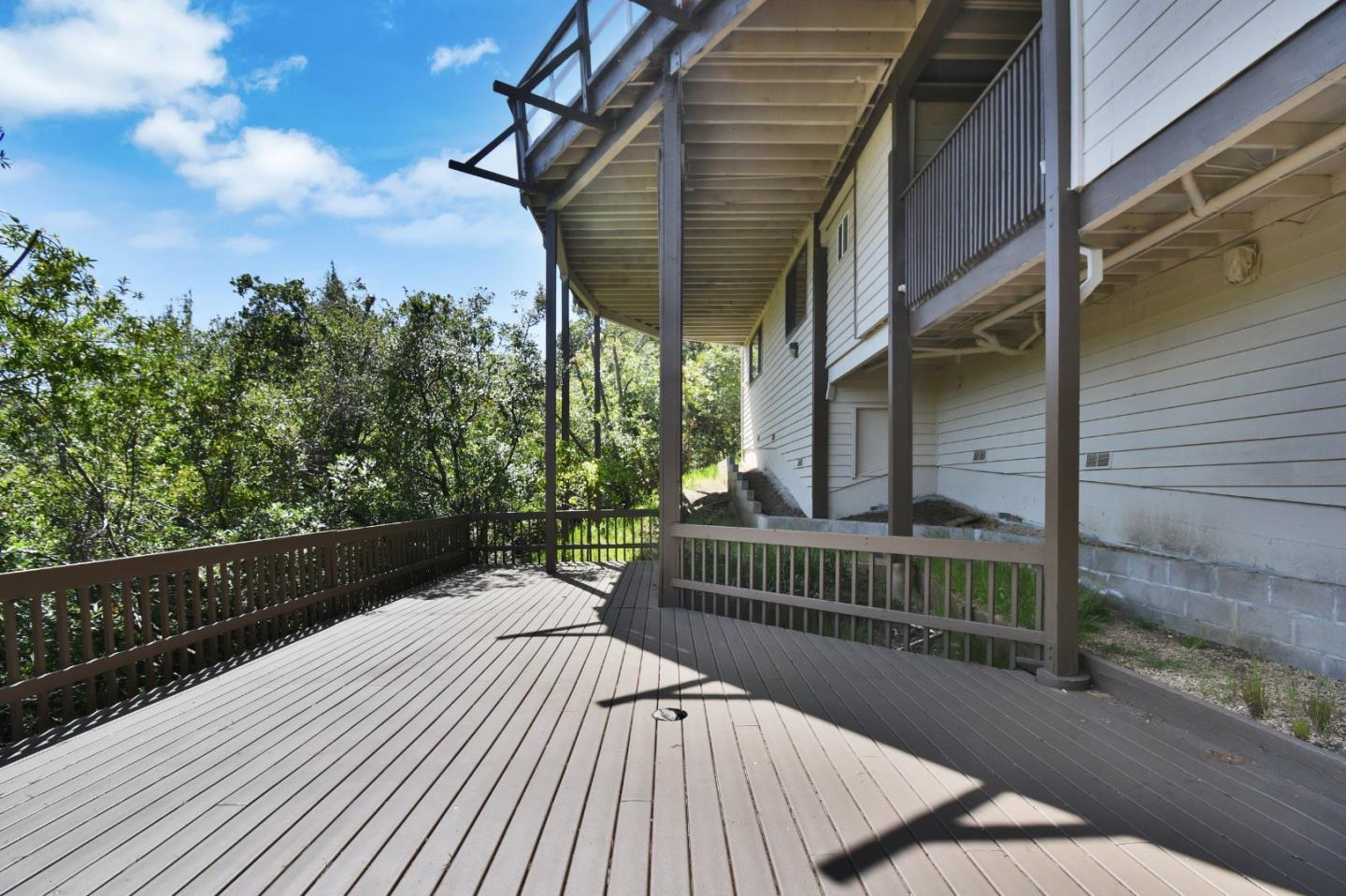 Detail Gallery Image 27 of 32 For 135 Newton Dr, Burlingame,  CA 94010 - 5 Beds | 5/1 Baths