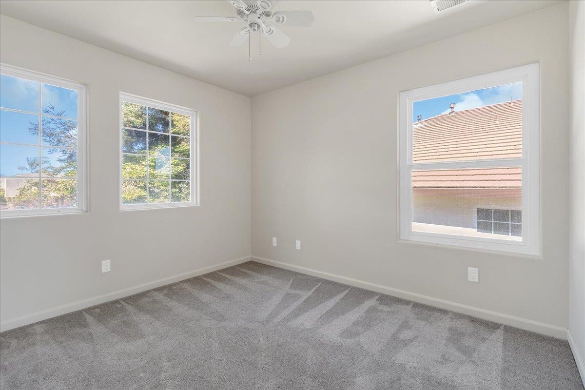 Detail Gallery Image 31 of 49 For 1854 Cromwell Dr, Salinas,  CA 93906 - 5 Beds | 3 Baths