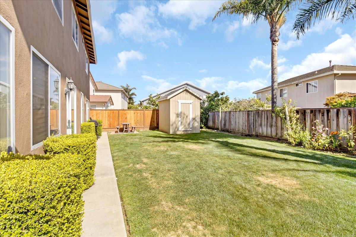 Detail Gallery Image 41 of 49 For 1854 Cromwell Dr, Salinas,  CA 93906 - 5 Beds | 3 Baths
