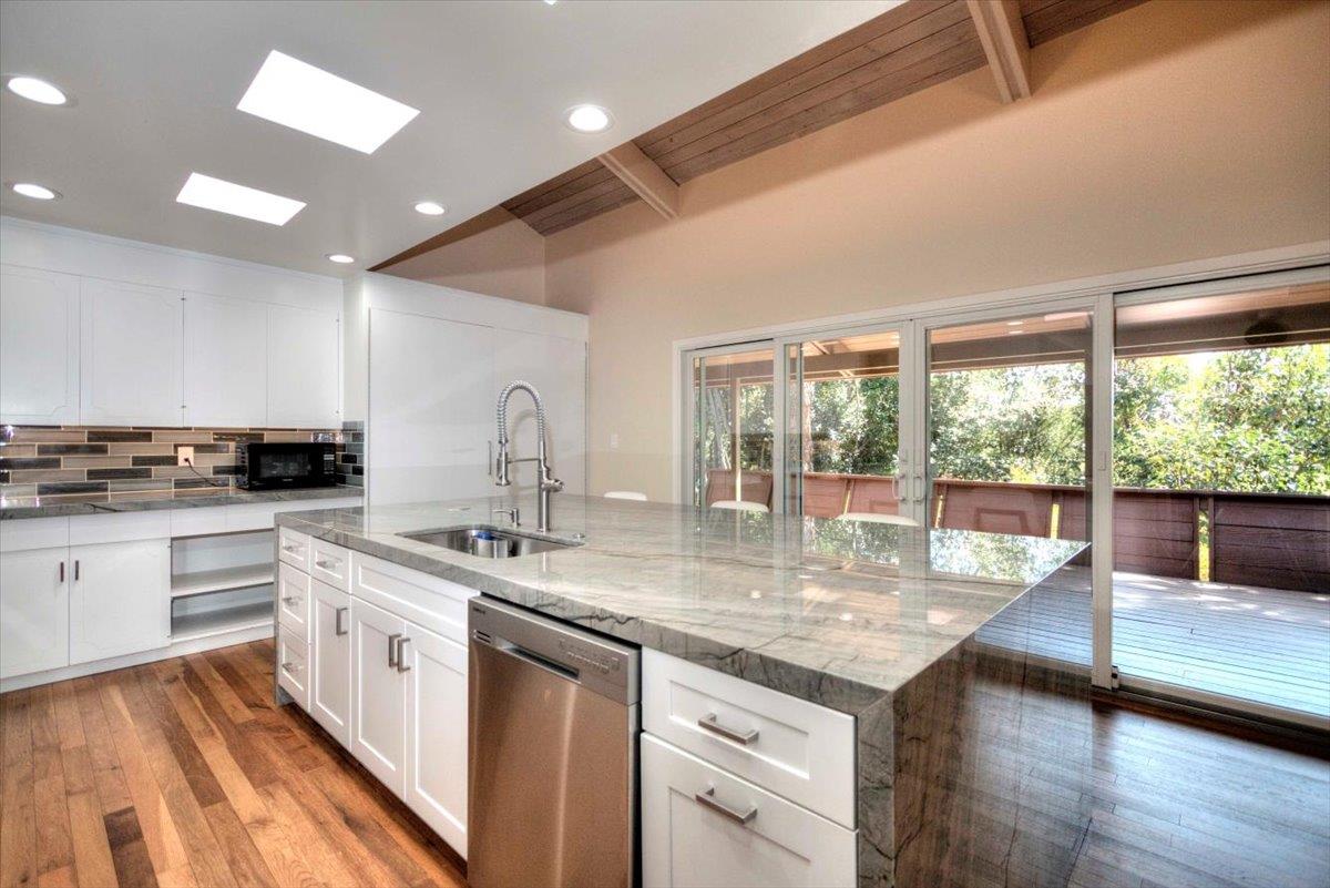 Detail Gallery Image 15 of 63 For 11260 Canyon Dr, San Jose,  CA 95127 - 3 Beds | 3 Baths