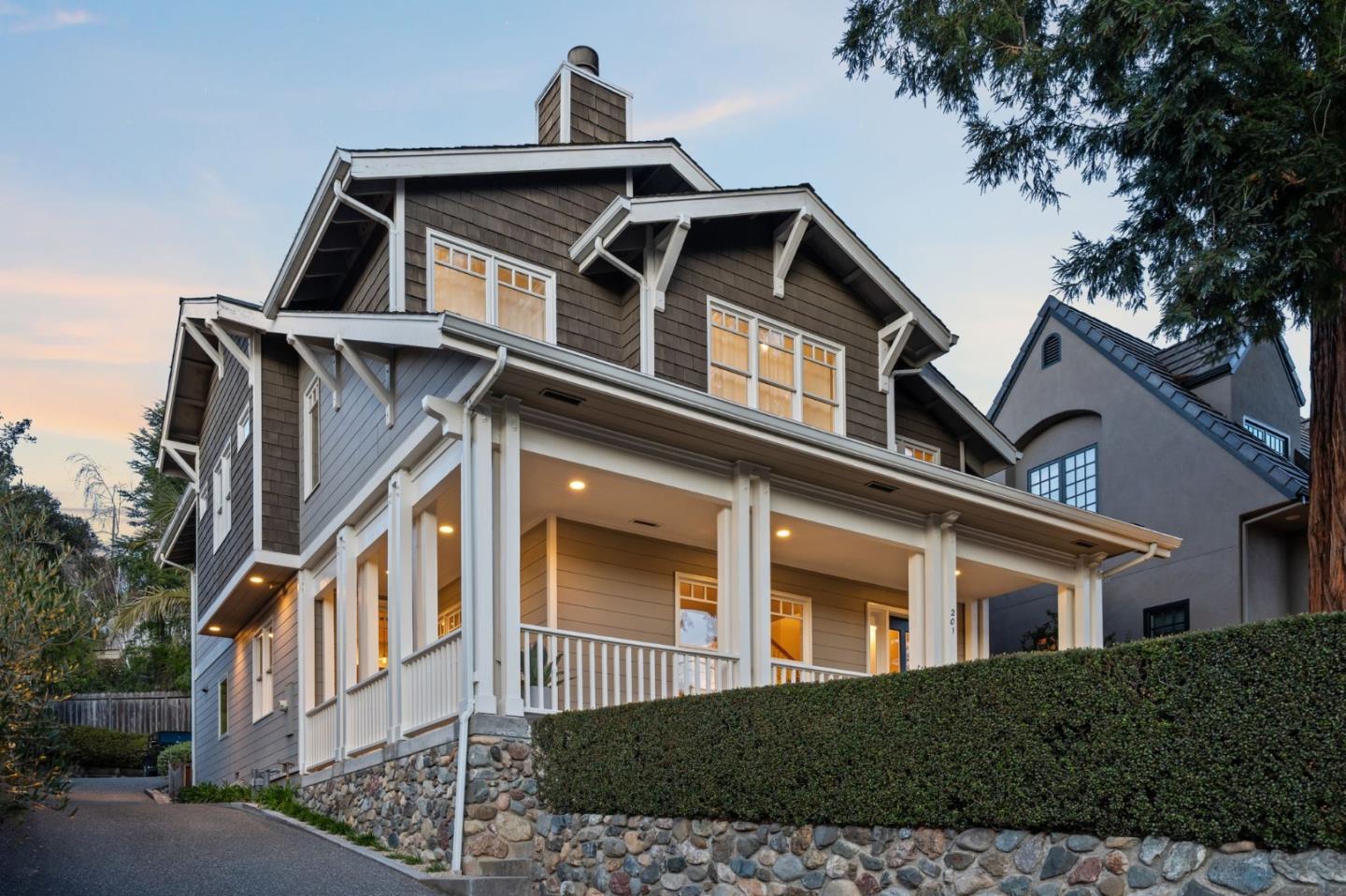 Detail Gallery Image 2 of 35 For 201 Loma Alta Ave, Los Gatos,  CA 95030 - 3 Beds | 2/1 Baths
