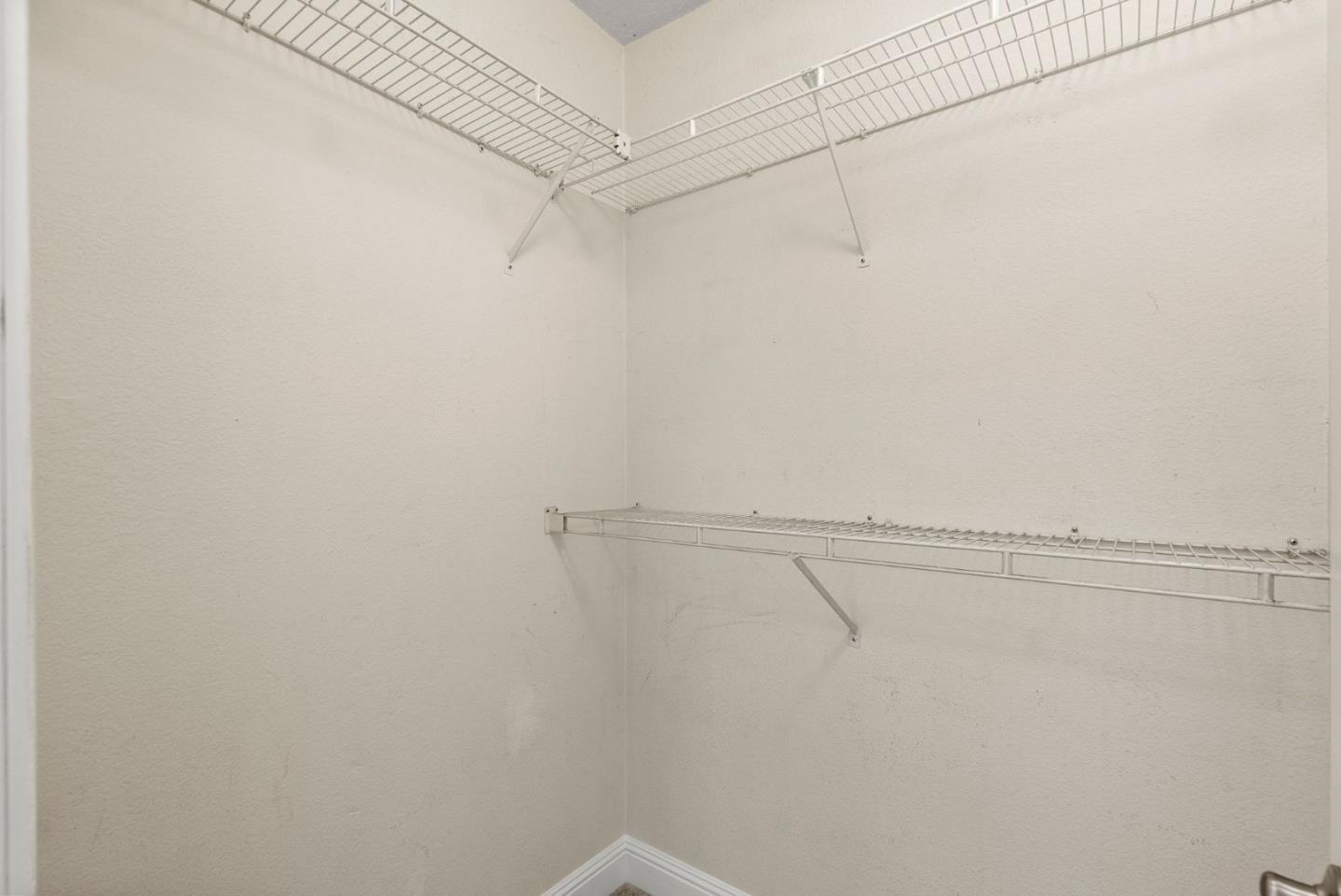 Detail Gallery Image 28 of 36 For 436 E Branham Ln, San Jose,  CA 95111 - 3 Beds | 2/1 Baths