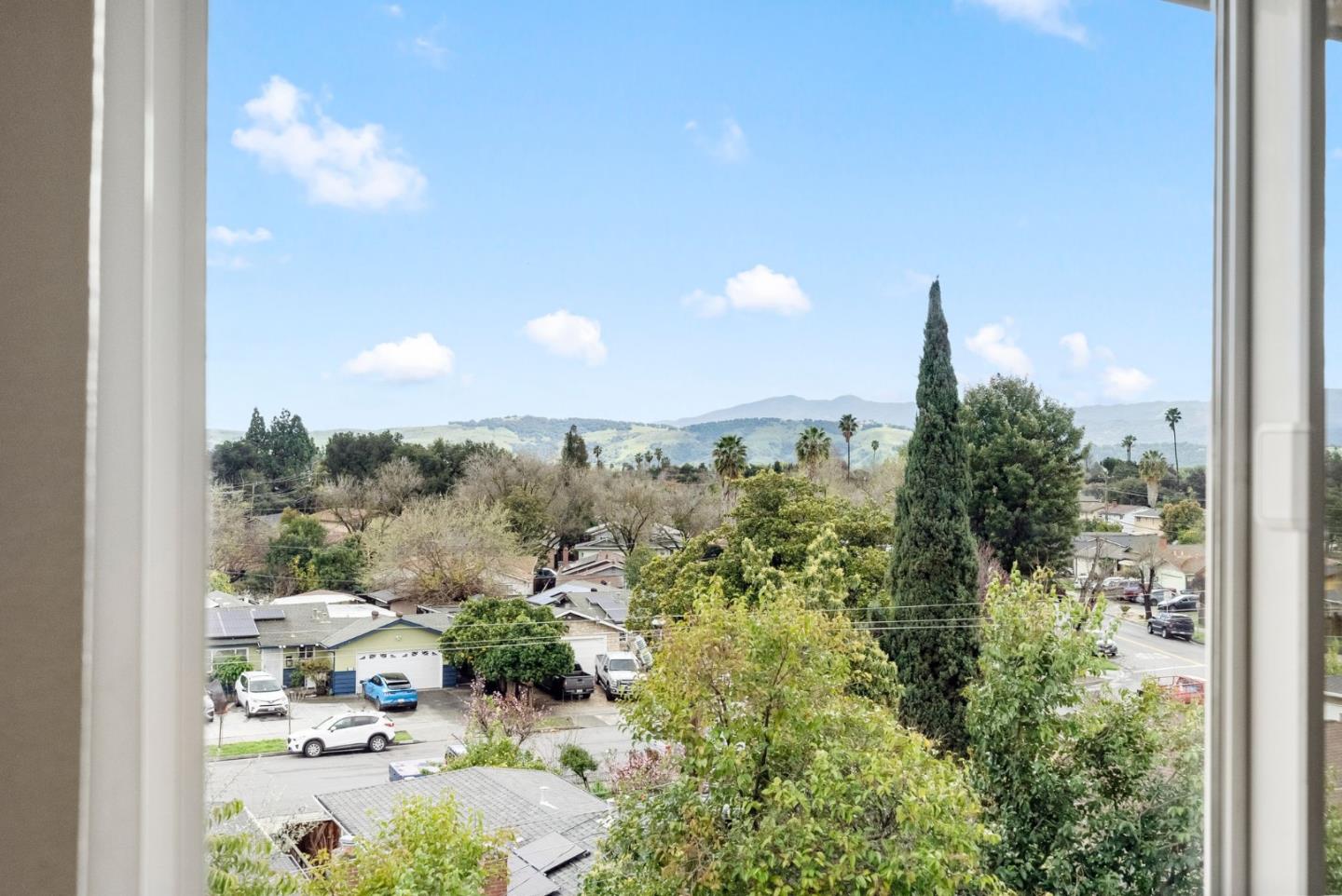 Detail Gallery Image 34 of 36 For 436 E Branham Ln, San Jose,  CA 95111 - 3 Beds | 2/1 Baths