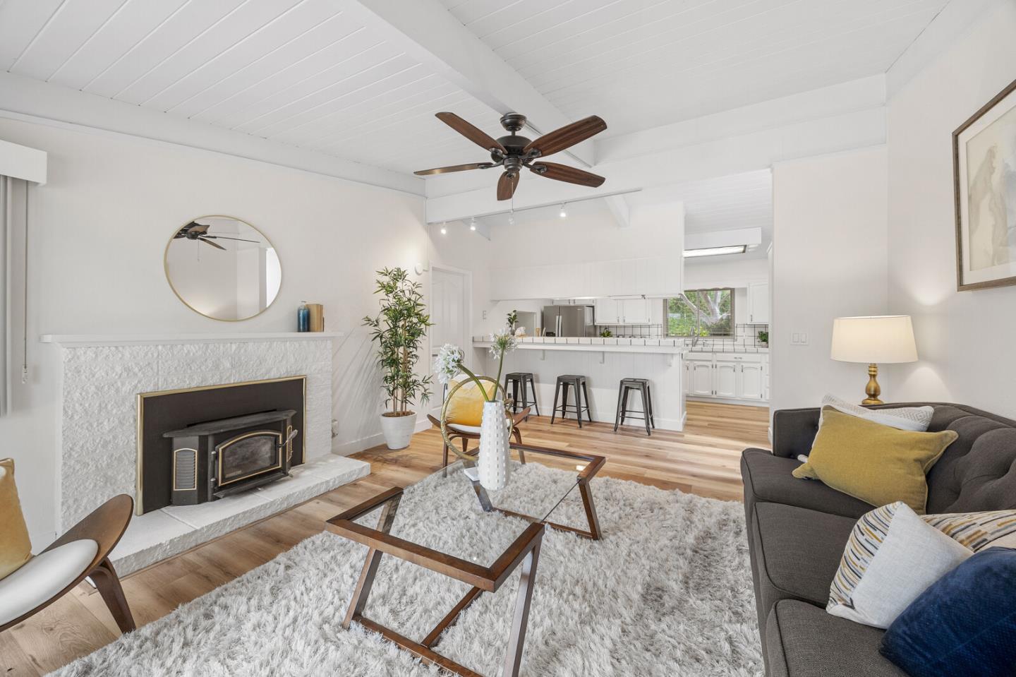 Detail Gallery Image 17 of 41 For 3868 Corina Way, Palo Alto,  CA 94303 - 3 Beds | 2 Baths