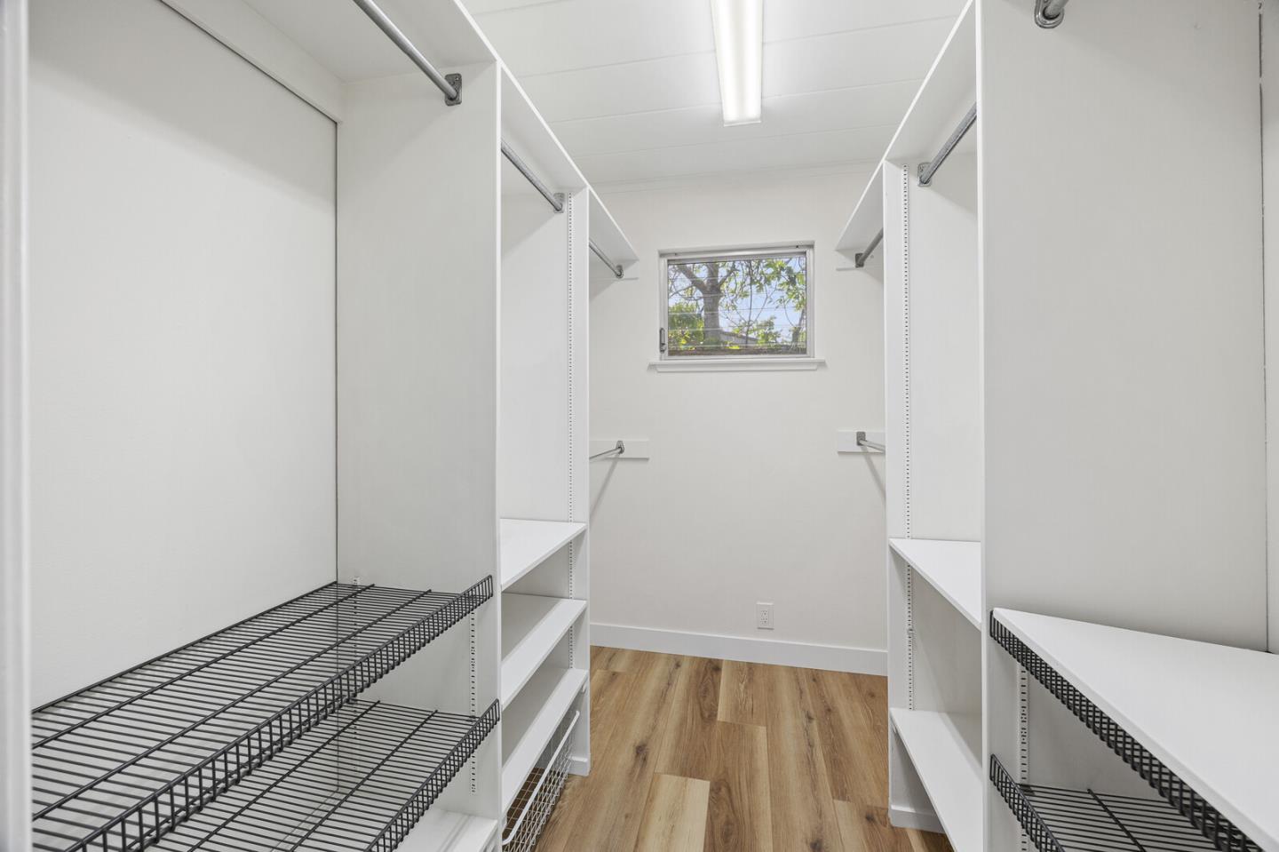 Detail Gallery Image 23 of 41 For 3868 Corina Way, Palo Alto,  CA 94303 - 3 Beds | 2 Baths