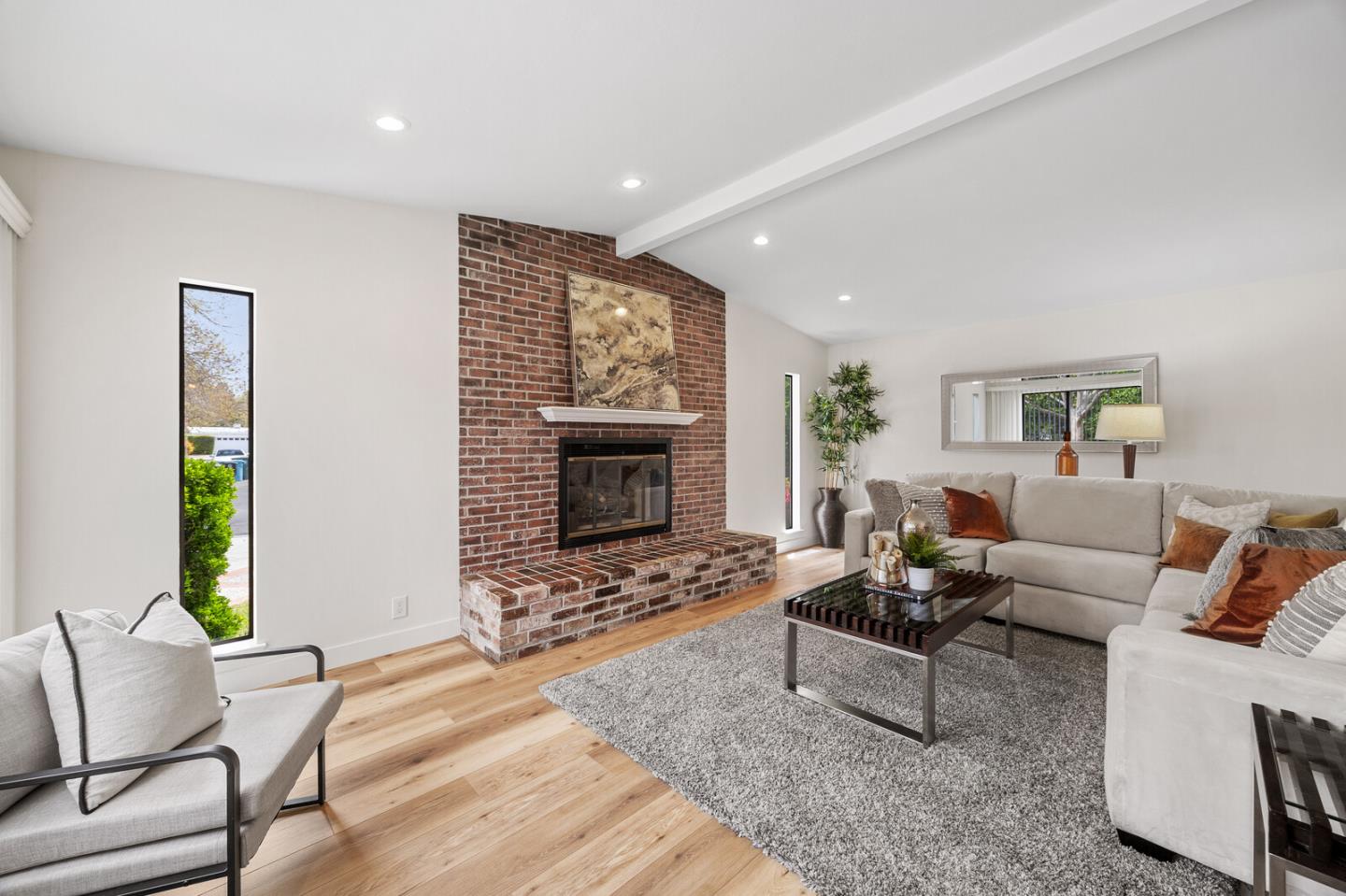 Detail Gallery Image 3 of 41 For 3868 Corina Way, Palo Alto,  CA 94303 - 3 Beds | 2 Baths
