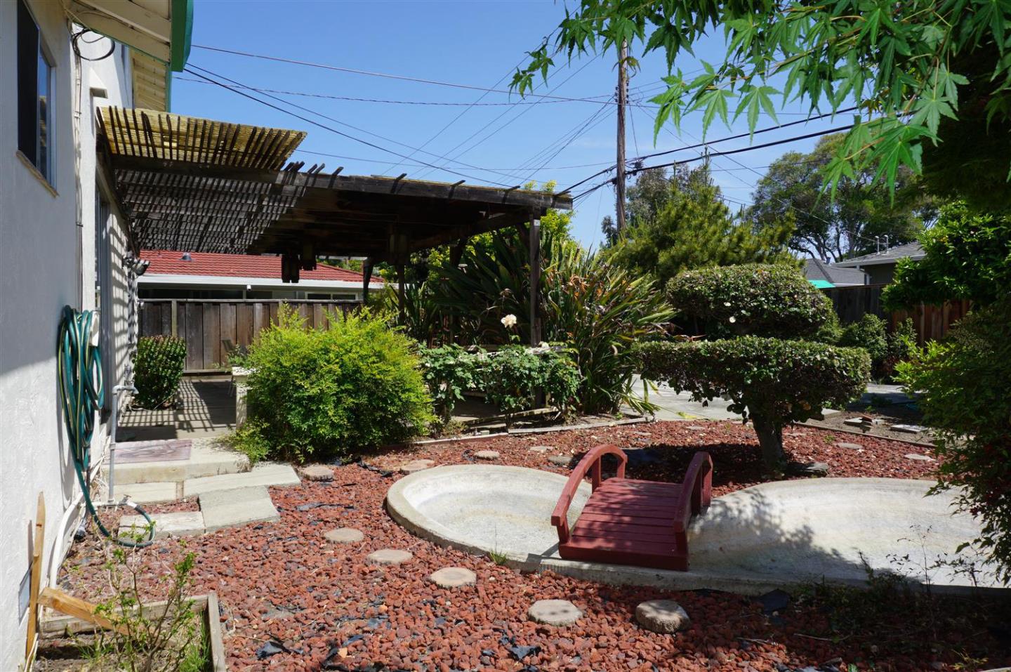 Detail Gallery Image 11 of 15 For 3282 Loma Alta Dr, Santa Clara,  CA 95051 - 4 Beds | 2 Baths
