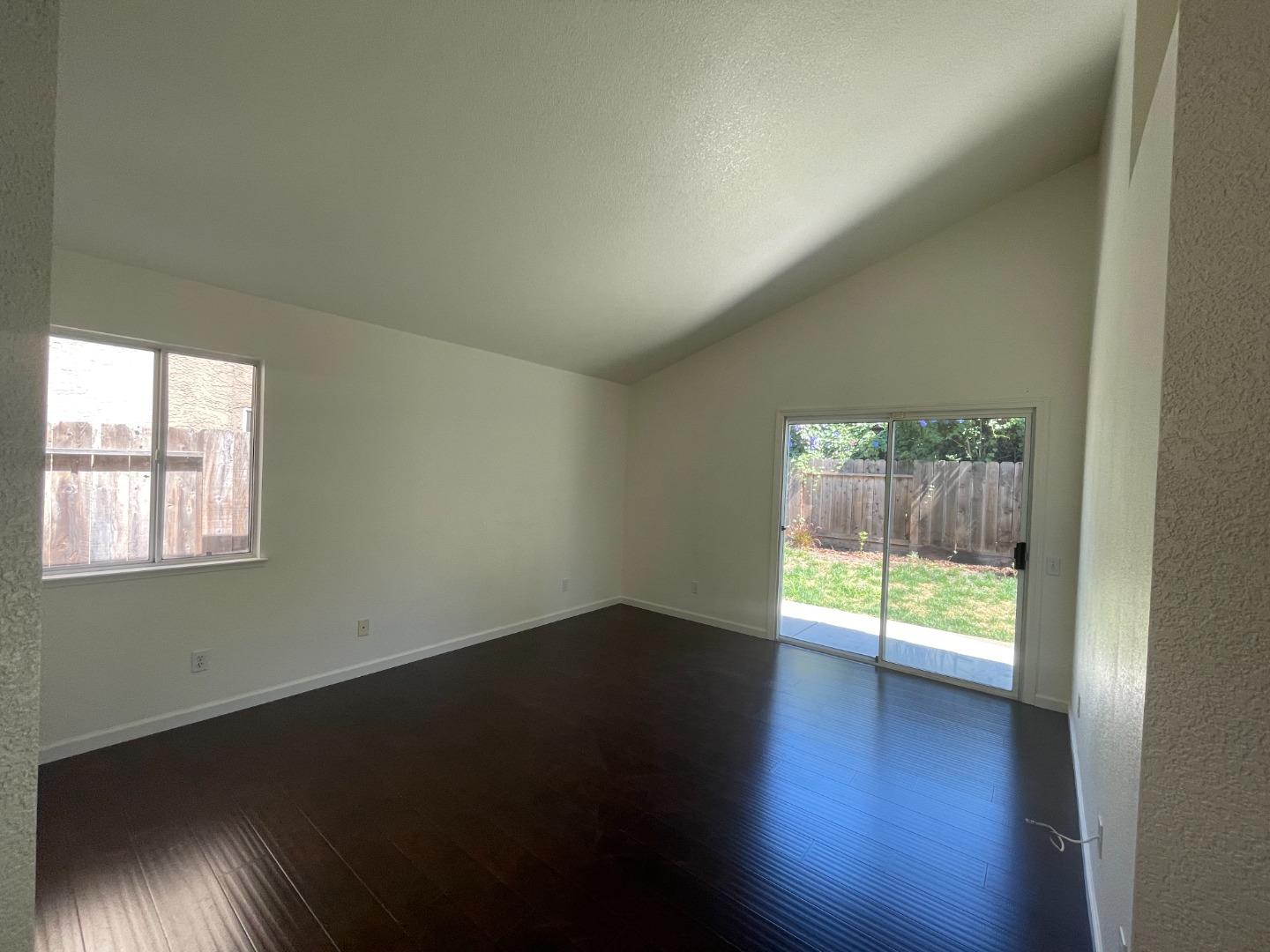 Detail Gallery Image 11 of 15 For 1801 Patton Dr, Modesto,  CA 95356 - 3 Beds | 2 Baths