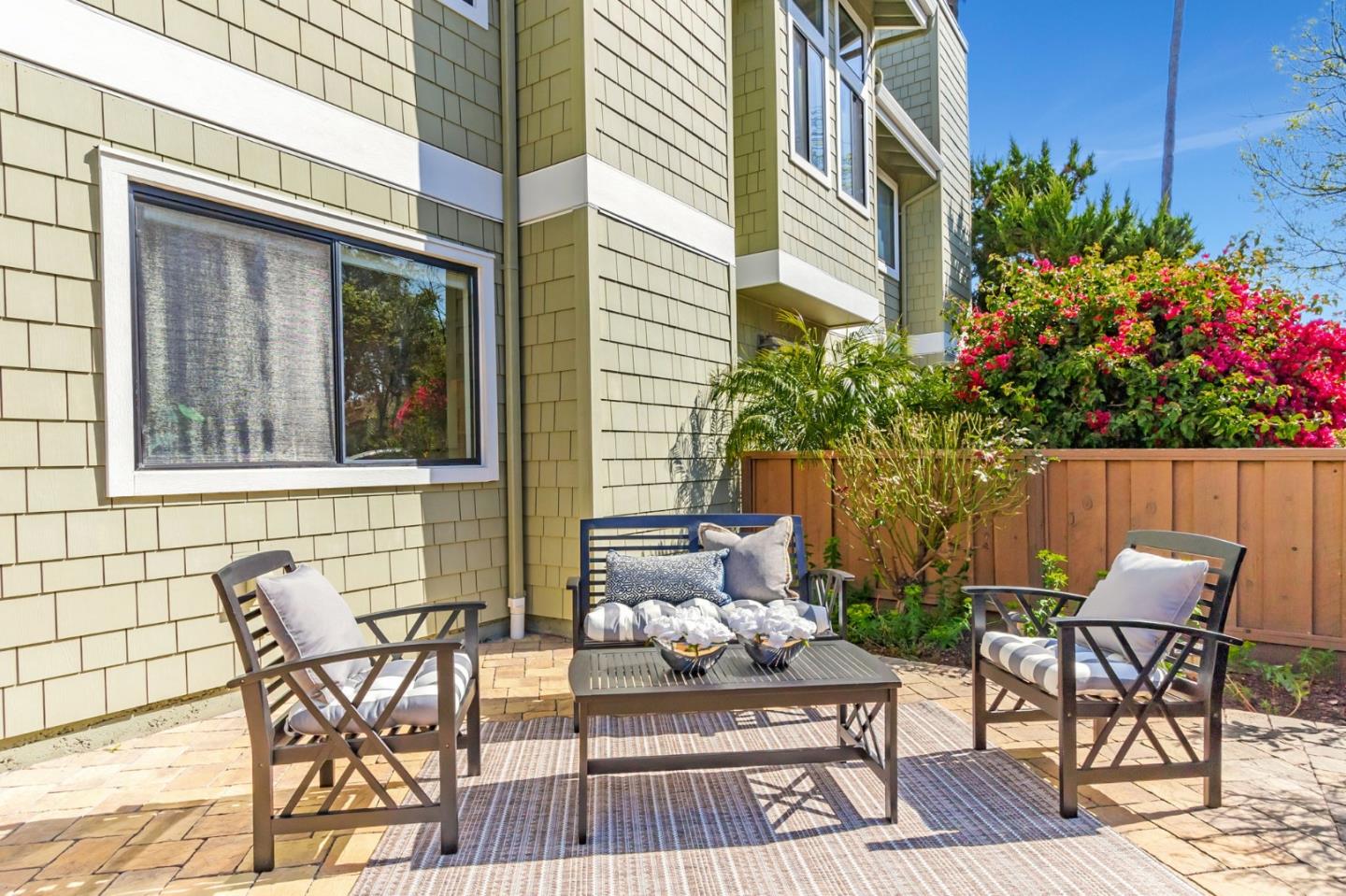 Detail Gallery Image 4 of 29 For 289 De Soto Dr, Los Gatos,  CA 95032 - 2 Beds | 2/1 Baths