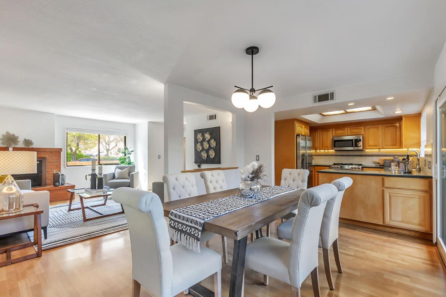 Detail Gallery Image 8 of 29 For 289 De Soto Dr, Los Gatos,  CA 95032 - 2 Beds | 2/1 Baths