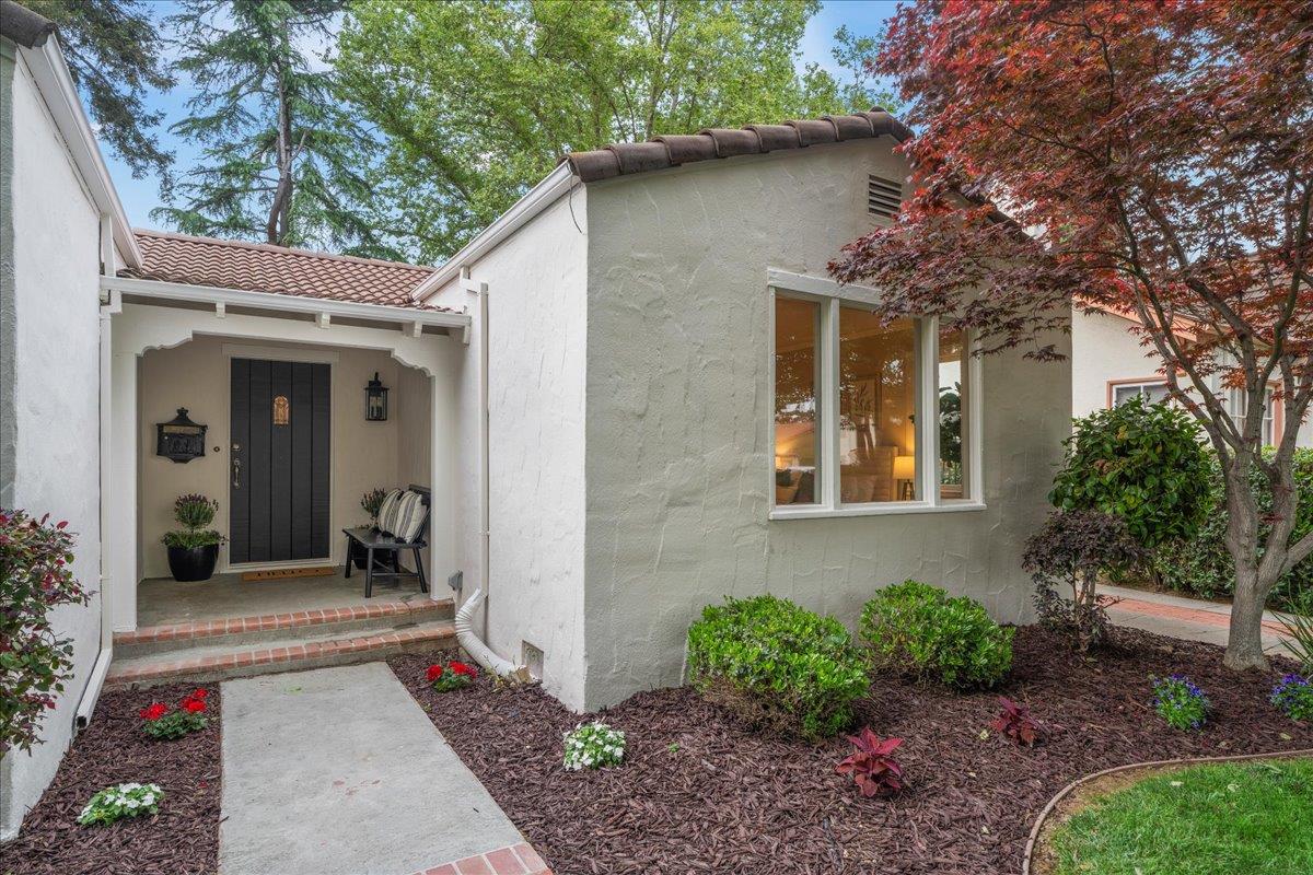 Detail Gallery Image 5 of 60 For 1115 Laurie Ave, San Jose,  CA 95125 - 3 Beds | 2 Baths