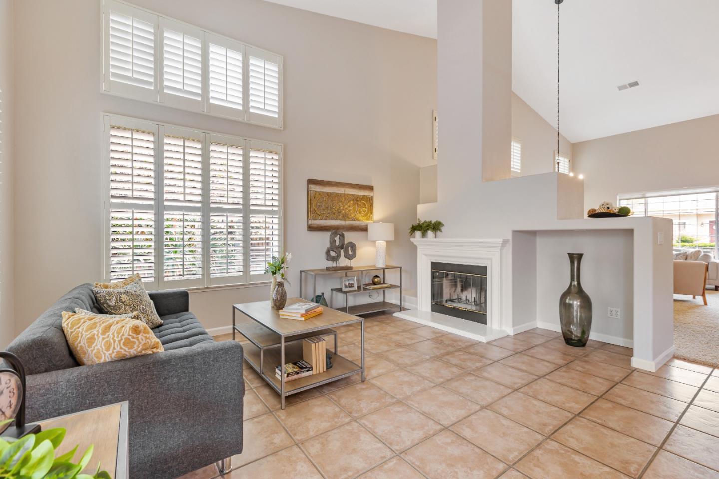 Detail Gallery Image 11 of 42 For 3307 Monte Verde Ln, San Jose,  CA 95135 - 4 Beds | 3 Baths
