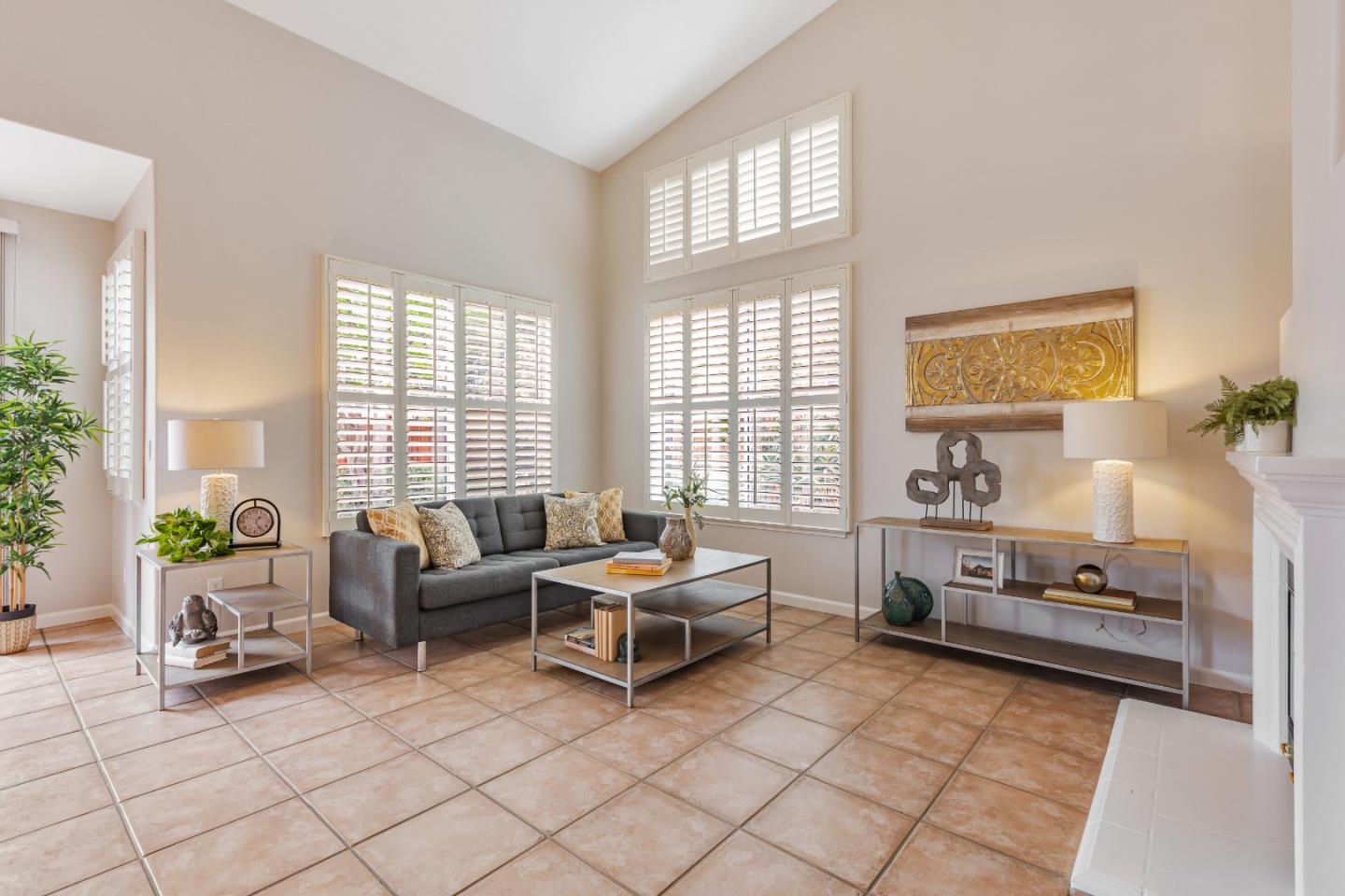 Detail Gallery Image 8 of 42 For 3307 Monte Verde Ln, San Jose,  CA 95135 - 4 Beds | 3 Baths
