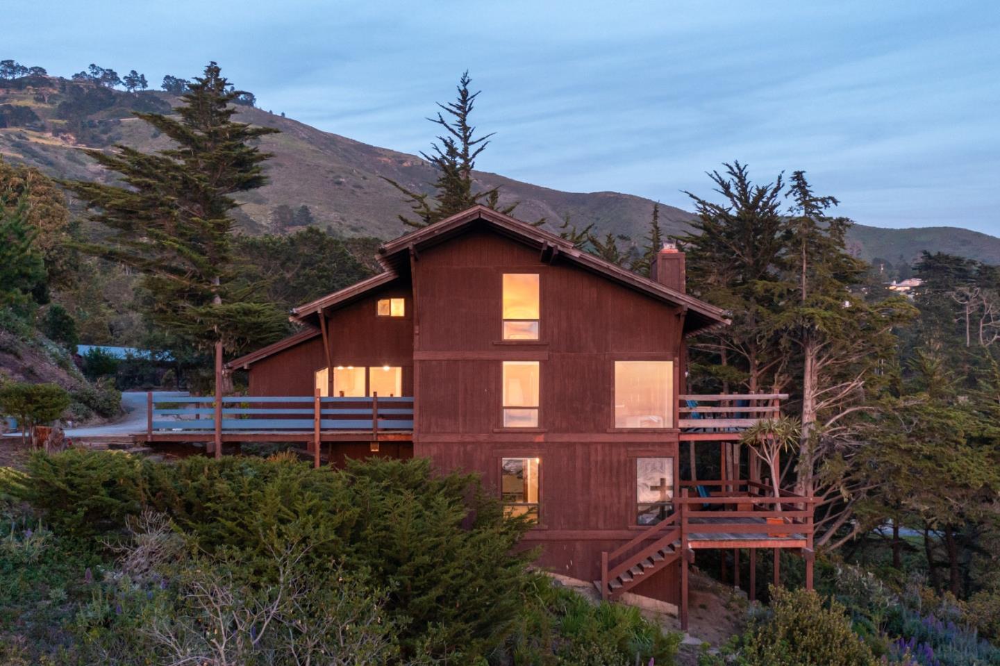 Detail Gallery Image 20 of 21 For 199 Upper Walden Rd, Carmel,  CA 93923 - 3 Beds | 2/1 Baths