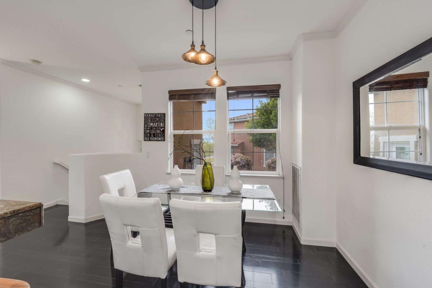 Detail Gallery Image 6 of 47 For 545 Adeline Ave, San Jose,  CA 95136 - 2 Beds | 1/1 Baths