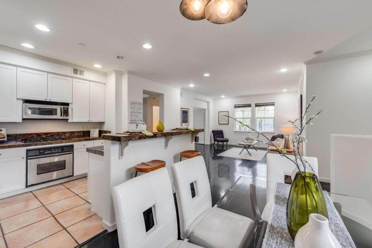 Detail Gallery Image 7 of 47 For 545 Adeline Ave, San Jose,  CA 95136 - 2 Beds | 1/1 Baths