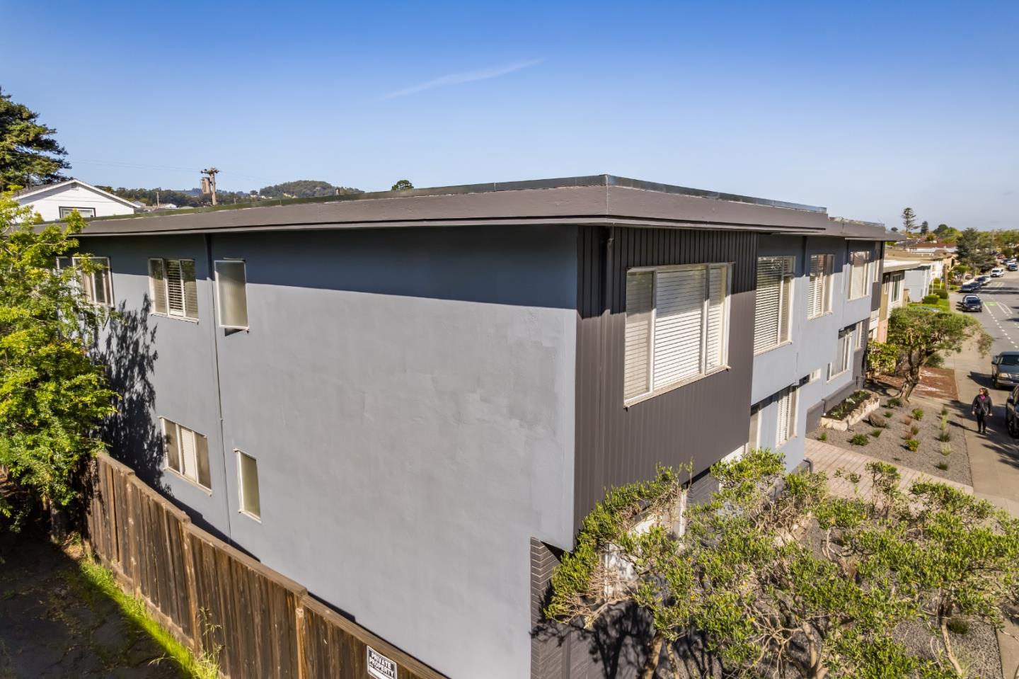 Detail Gallery Image 15 of 35 For Broadway, Millbrae,  CA 94030 - – Beds | – Baths
