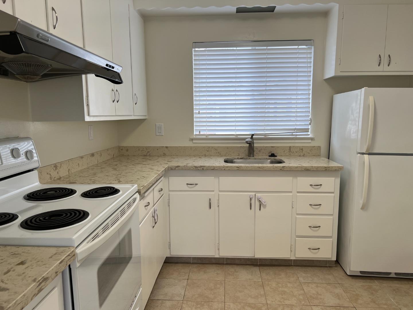 Detail Gallery Image 19 of 35 For Broadway, Millbrae,  CA 94030 - – Beds | – Baths