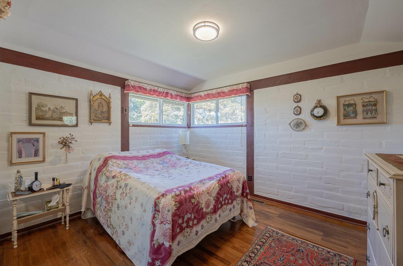 Detail Gallery Image 14 of 25 For 800 Adair Pl, Del Rey Oaks,  CA 93940 - 3 Beds | 1/1 Baths
