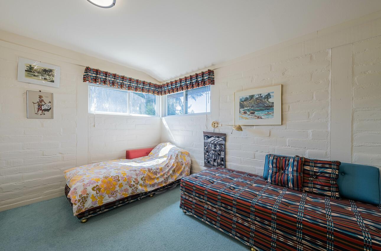 Detail Gallery Image 15 of 25 For 800 Adair Pl, Del Rey Oaks,  CA 93940 - 3 Beds | 1/1 Baths